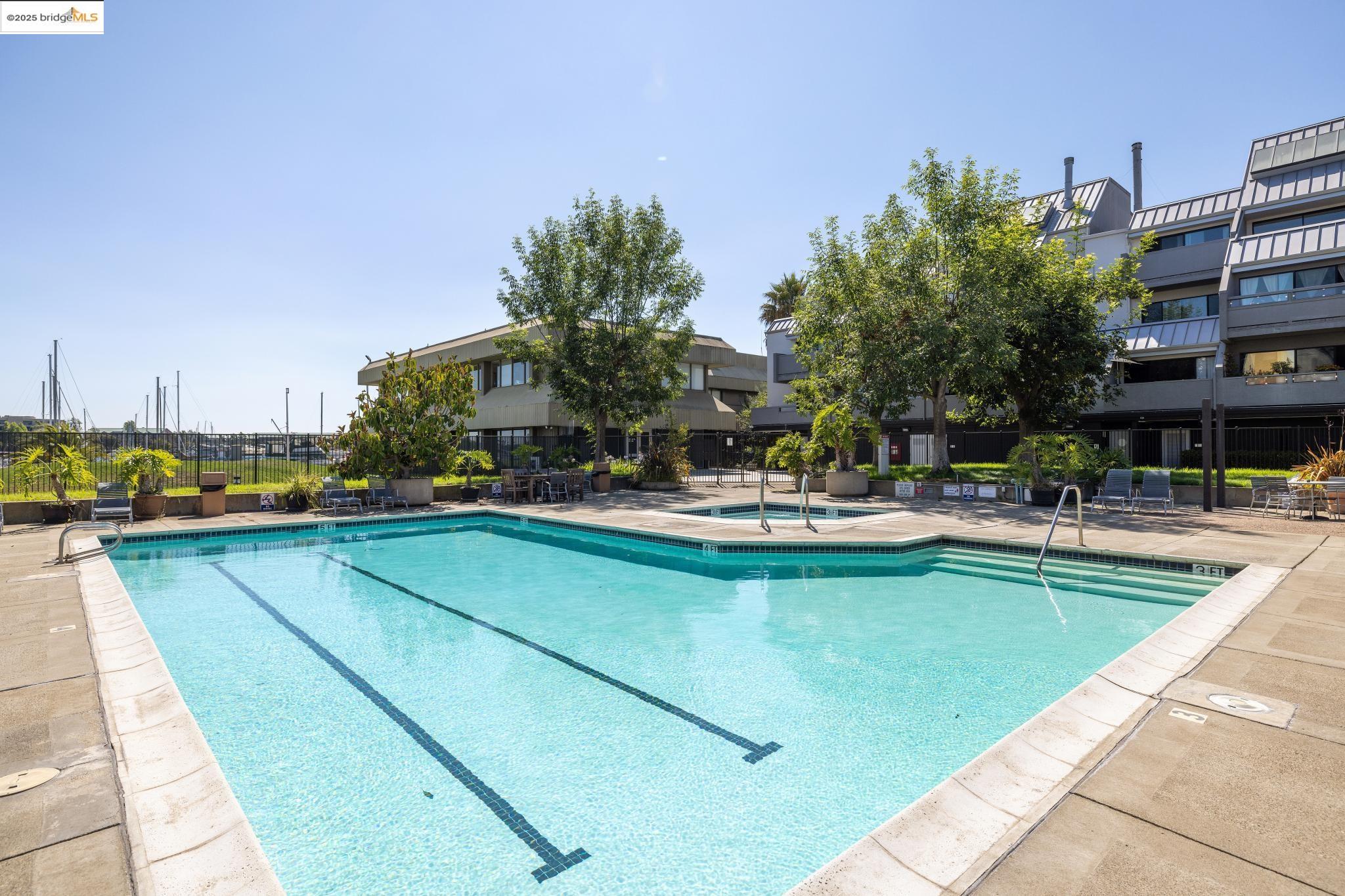 Detail Gallery Image 48 of 59 For 3 Embarcadero #152,  Oakland,  CA 94607 - 2 Beds | 2 Baths