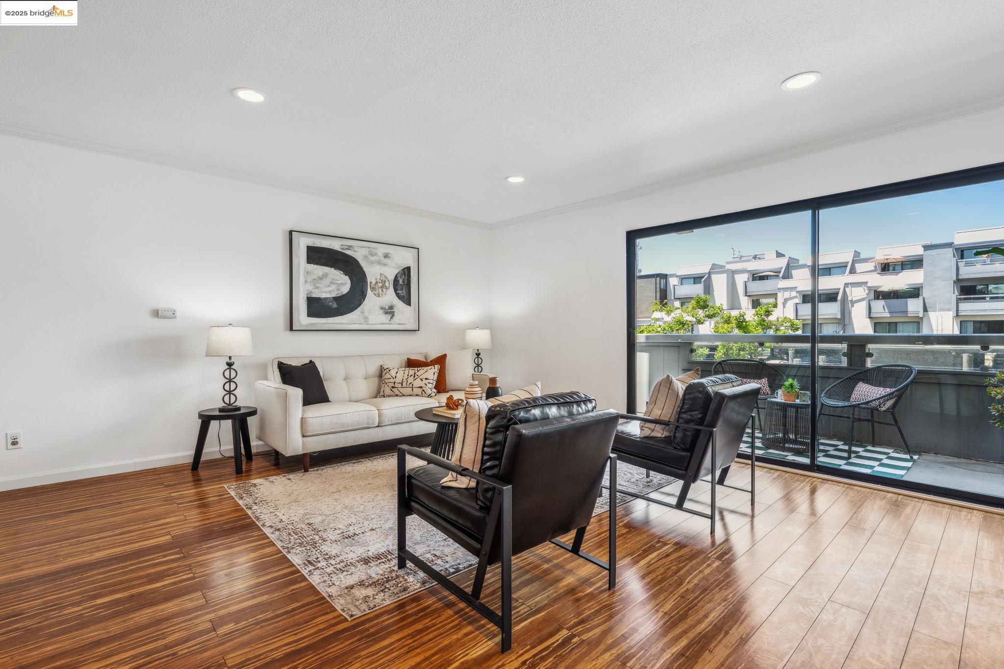 Detail Gallery Image 10 of 59 For 3 Embarcadero #152,  Oakland,  CA 94607 - 2 Beds | 2 Baths