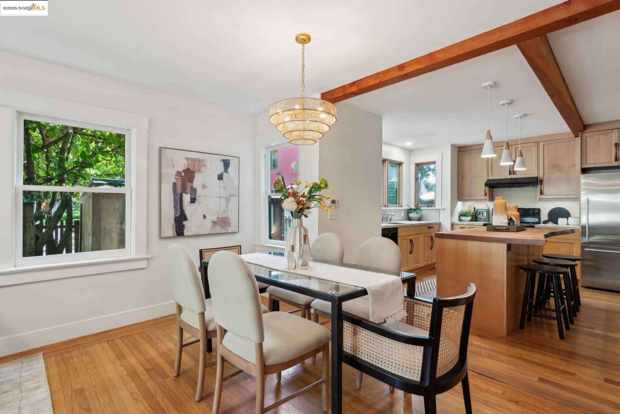 Detail Gallery Image 13 of 52 For 2244 Mckinley Ave, Berkeley,  CA 94703 - 4 Beds | 2 Baths