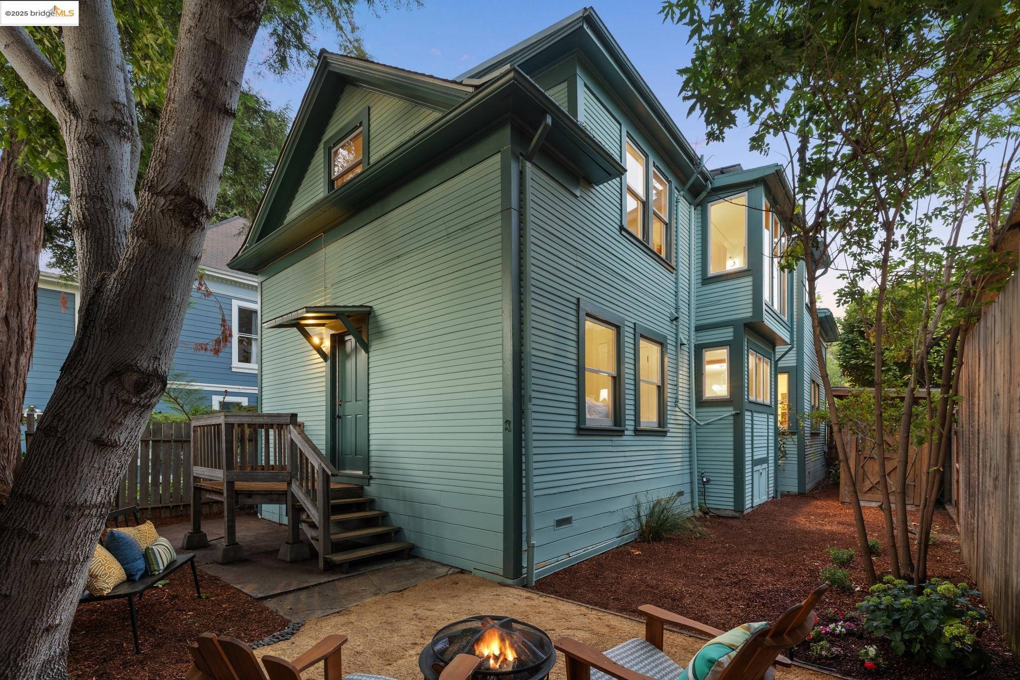 Detail Gallery Image 50 of 52 For 2244 Mckinley Ave, Berkeley,  CA 94703 - 4 Beds | 2 Baths