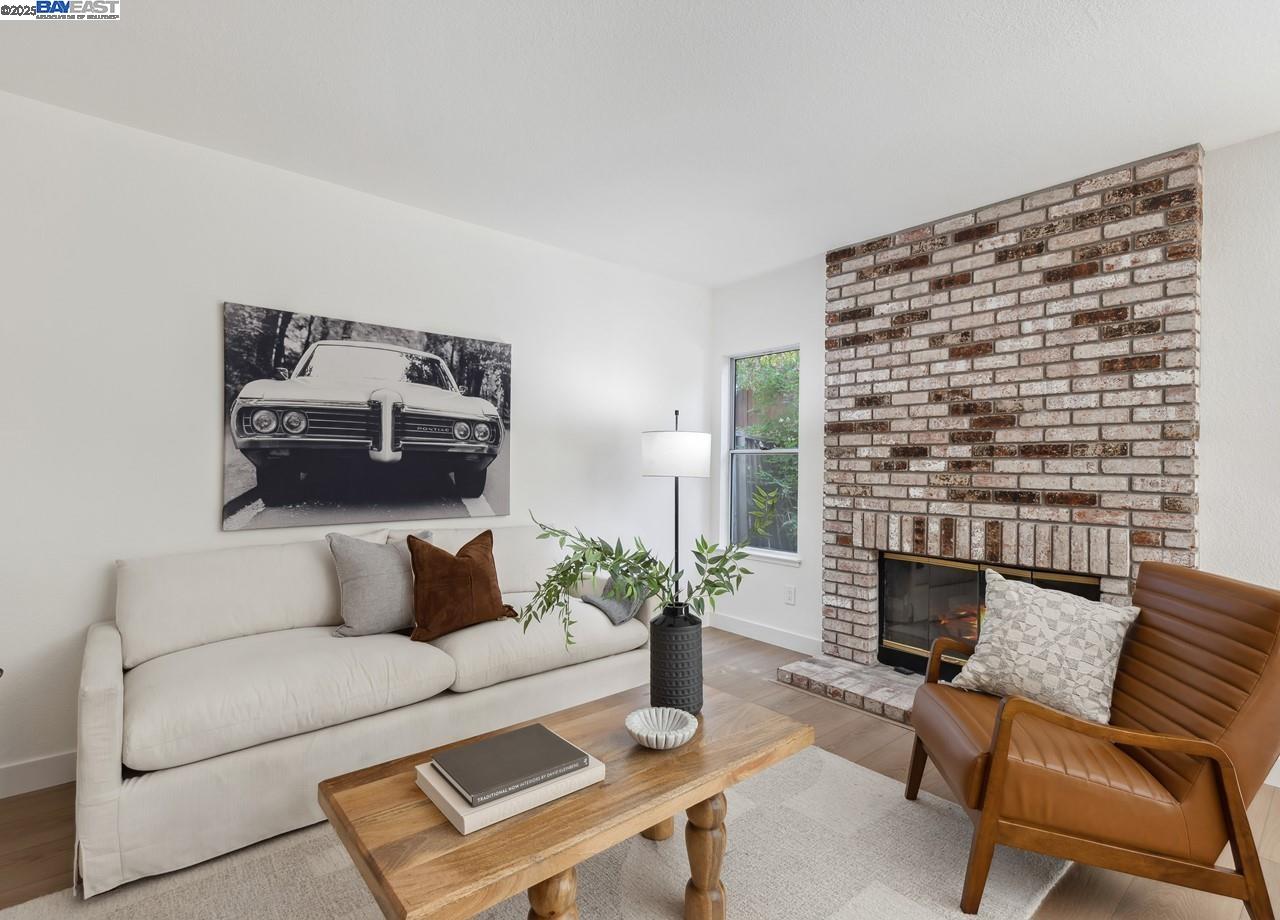 Detail Gallery Image 12 of 35 For 4245 Garibaldi Pl, Pleasanton,  CA 94566 - 3 Beds | 2/1 Baths