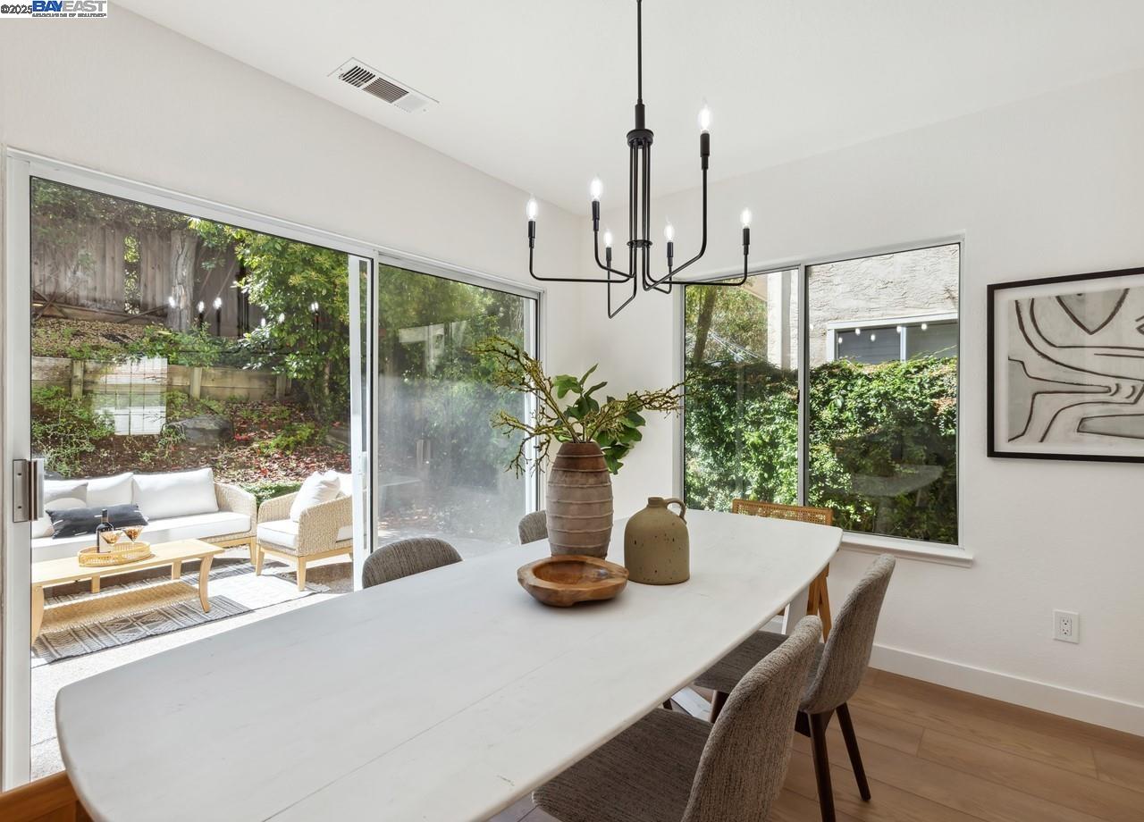 Detail Gallery Image 15 of 35 For 4245 Garibaldi Pl, Pleasanton,  CA 94566 - 3 Beds | 2/1 Baths