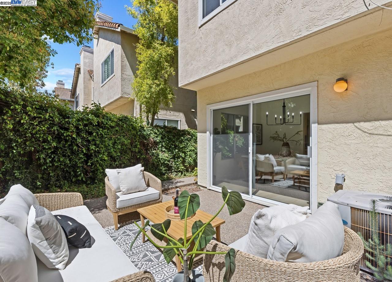 Detail Gallery Image 27 of 35 For 4245 Garibaldi Pl, Pleasanton,  CA 94566 - 3 Beds | 2/1 Baths