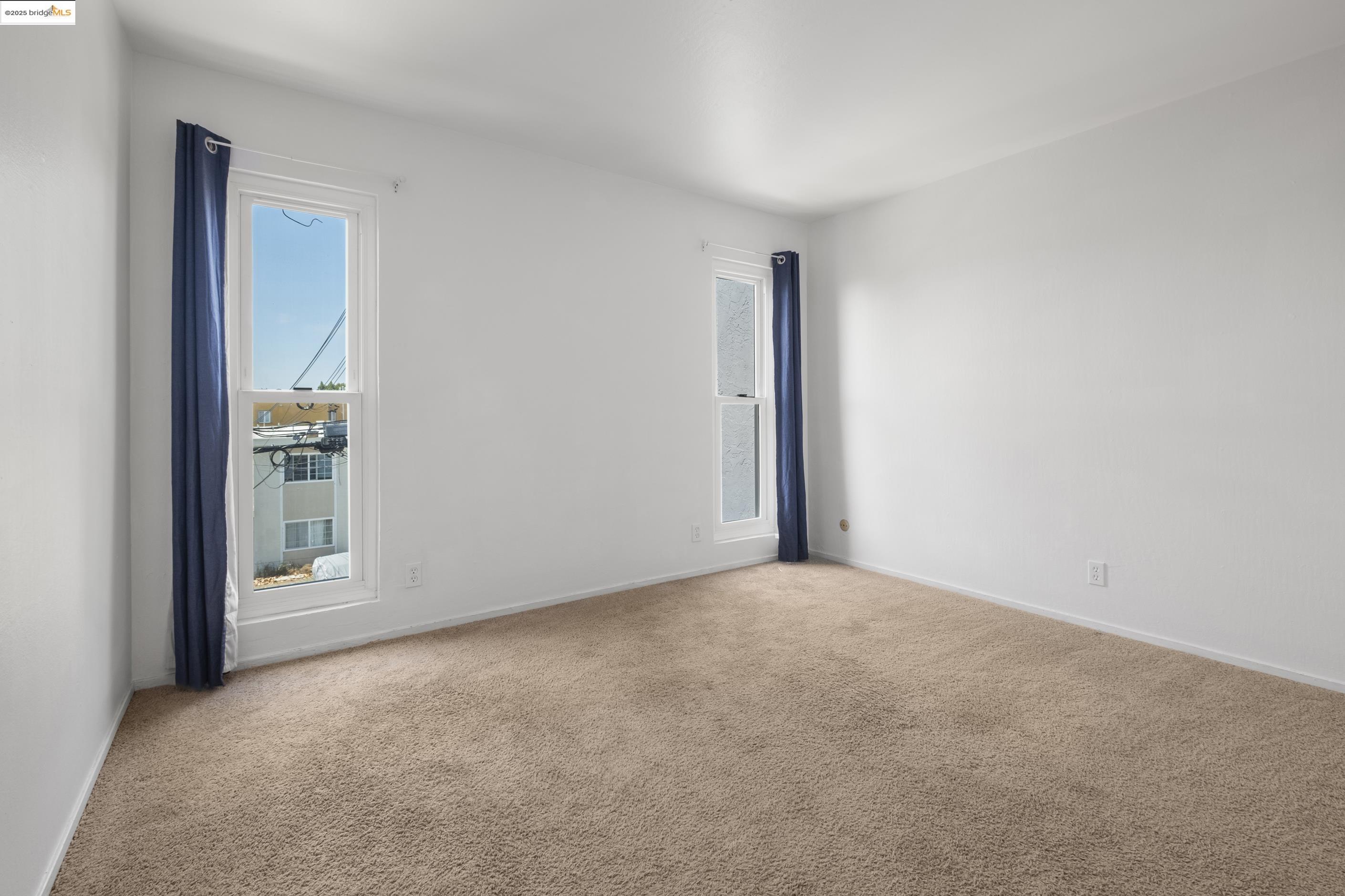 Detail Gallery Image 17 of 24 For 710 E 22nd St #304,  Oakland,  CA 94606 - 2 Beds | 1/1 Baths