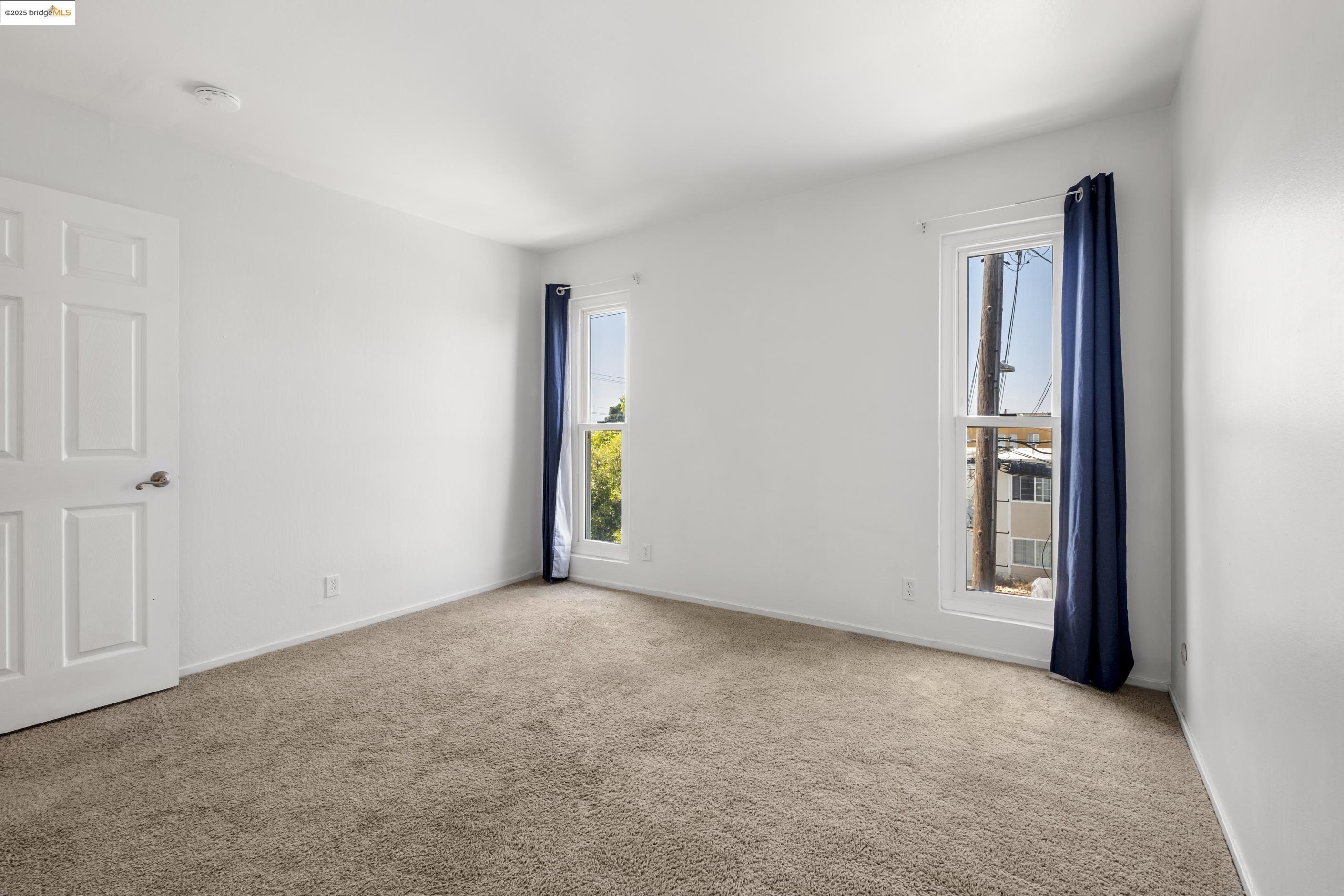 Detail Gallery Image 19 of 24 For 710 E 22nd St #304,  Oakland,  CA 94606 - 2 Beds | 1/1 Baths