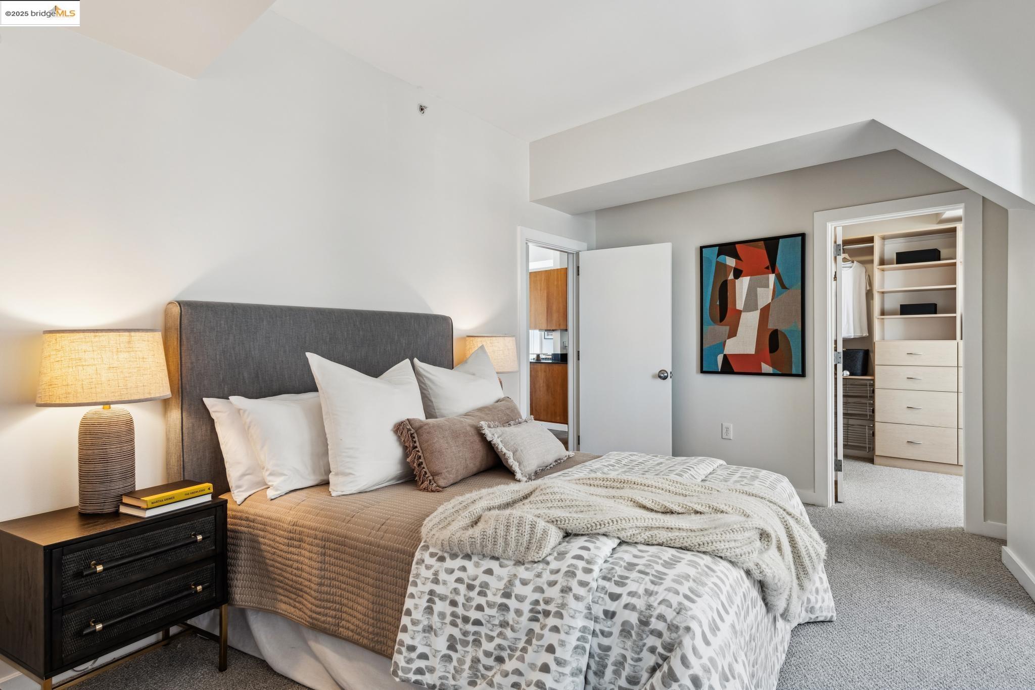 Detail Gallery Image 23 of 60 For 1615 Broadway #8,  Oakland,  CA 94612 - 3 Beds | 2 Baths