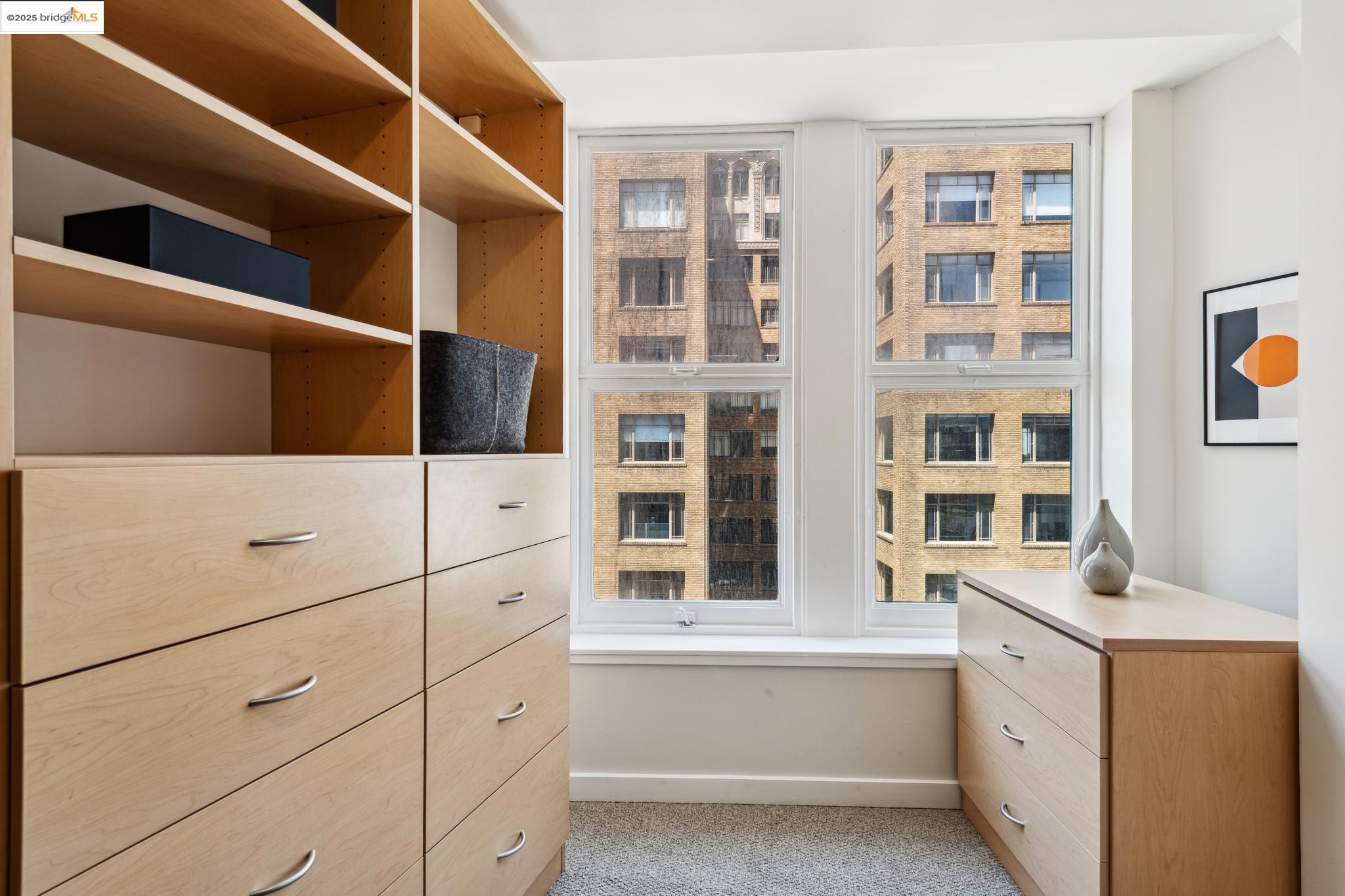Detail Gallery Image 26 of 60 For 1615 Broadway #8,  Oakland,  CA 94612 - 3 Beds | 2 Baths