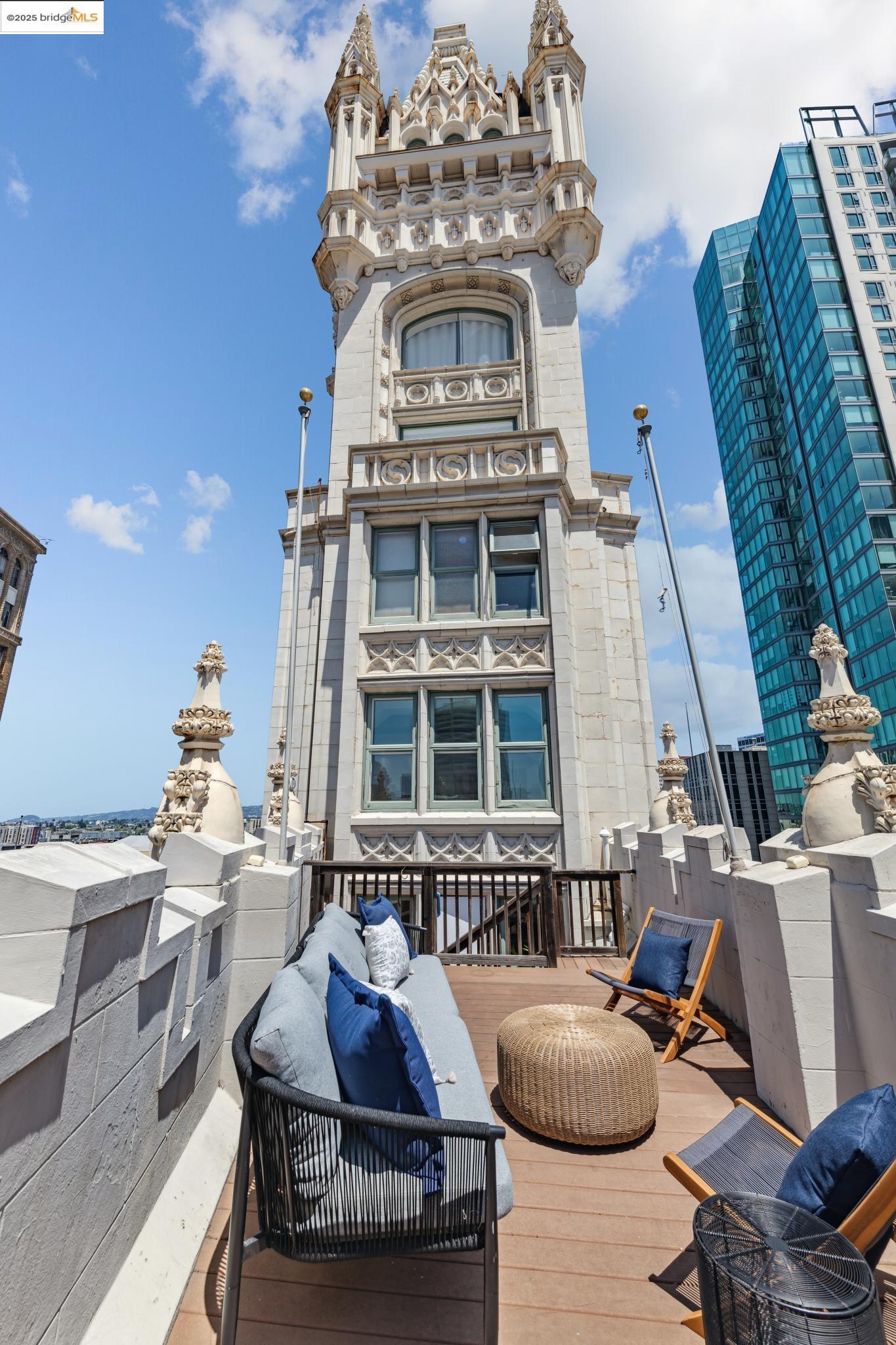 Detail Gallery Image 41 of 60 For 1615 Broadway #8,  Oakland,  CA 94612 - 3 Beds | 2 Baths