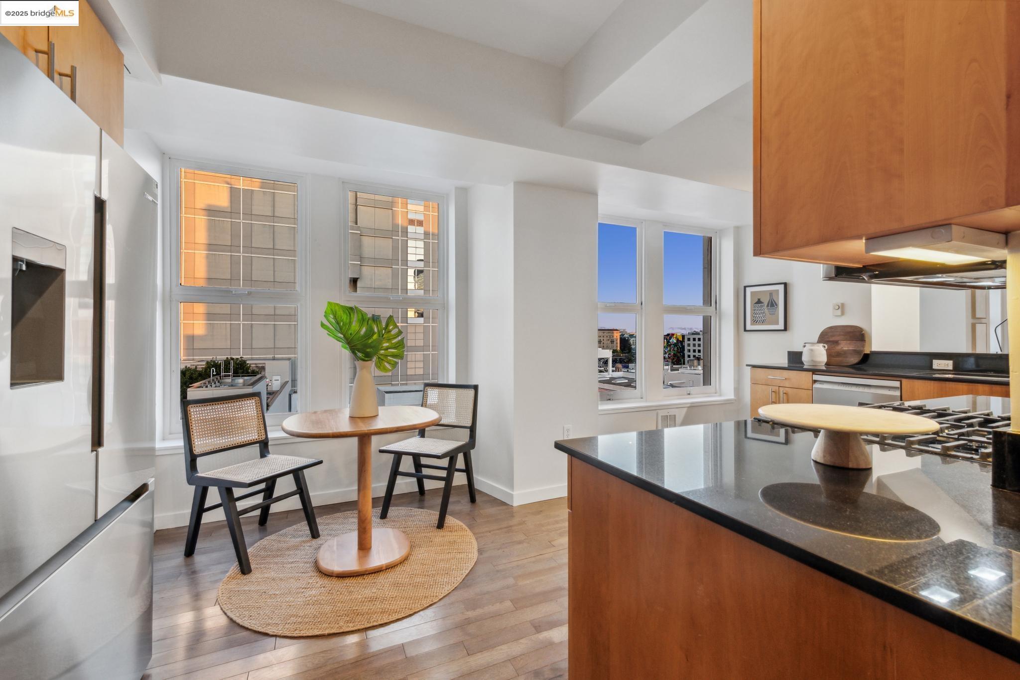 Detail Gallery Image 54 of 60 For 1615 Broadway #8,  Oakland,  CA 94612 - 3 Beds | 2 Baths