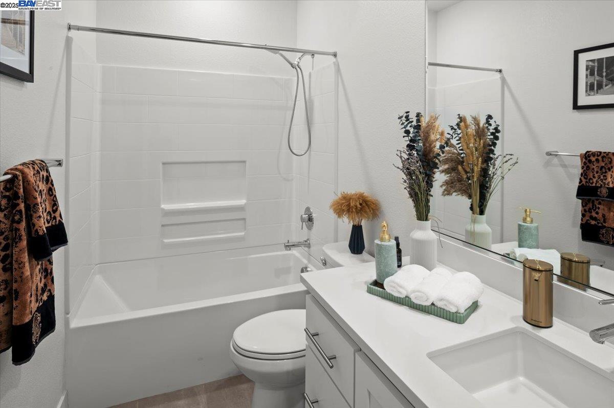 Detail Gallery Image 12 of 48 For 5532 Stout Street, Dublin,  CA 94568 - 3 Beds | 3 Baths