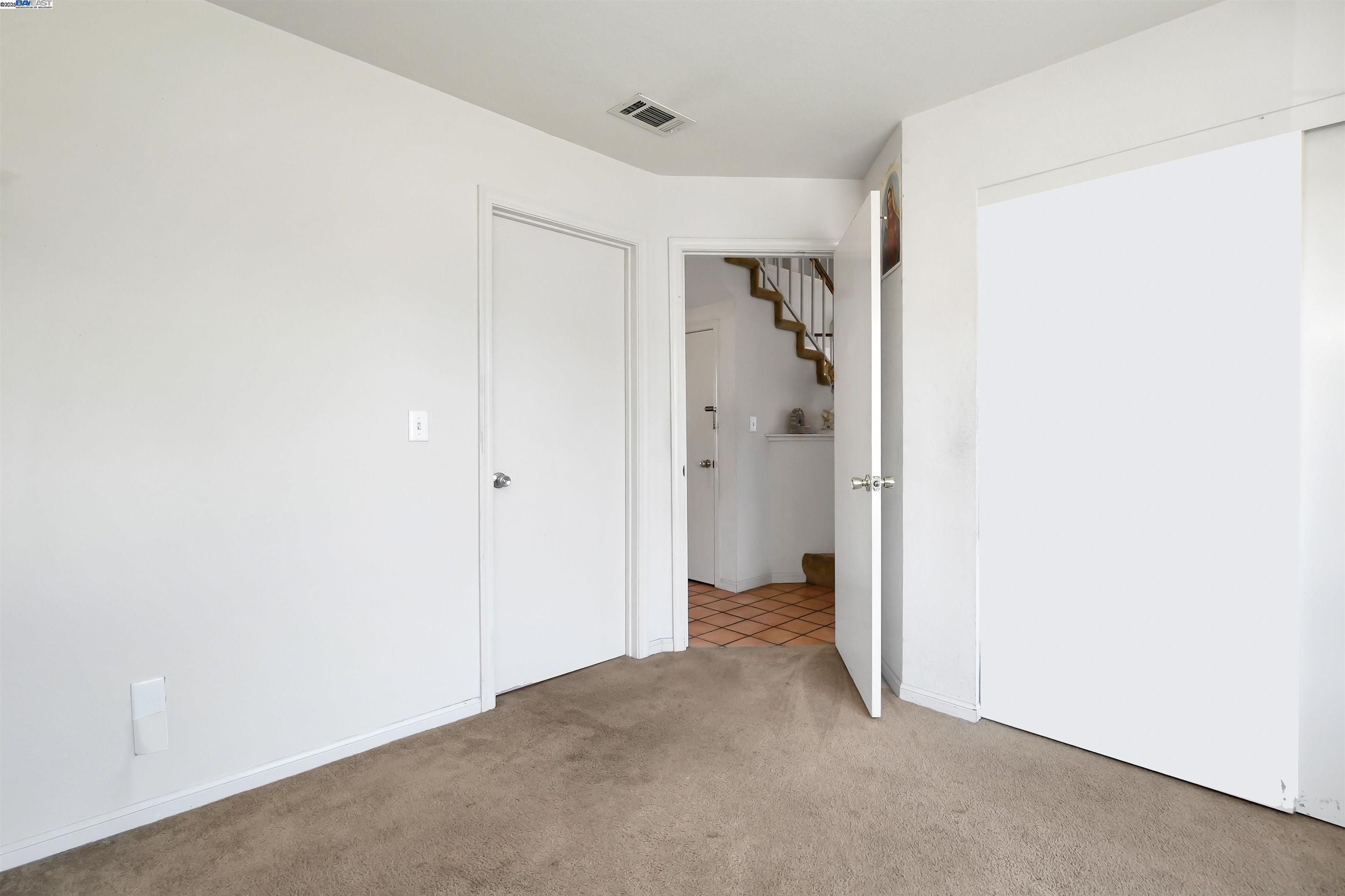 Detail Gallery Image 15 of 35 For 18606 Galton Ln, Hayward,  CA 94541 - 4 Beds | 3 Baths