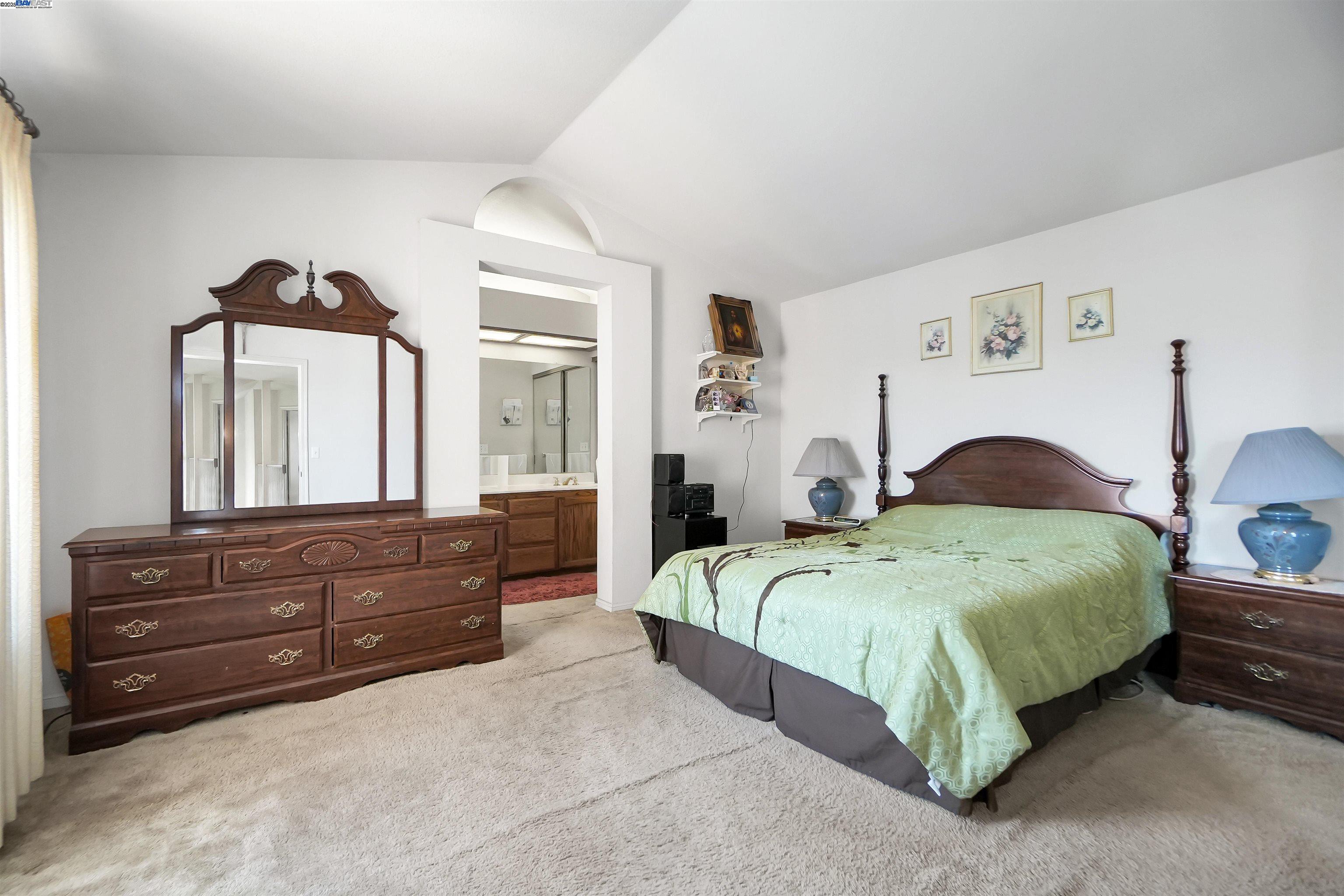 Detail Gallery Image 20 of 35 For 18606 Galton Ln, Hayward,  CA 94541 - 4 Beds | 3 Baths