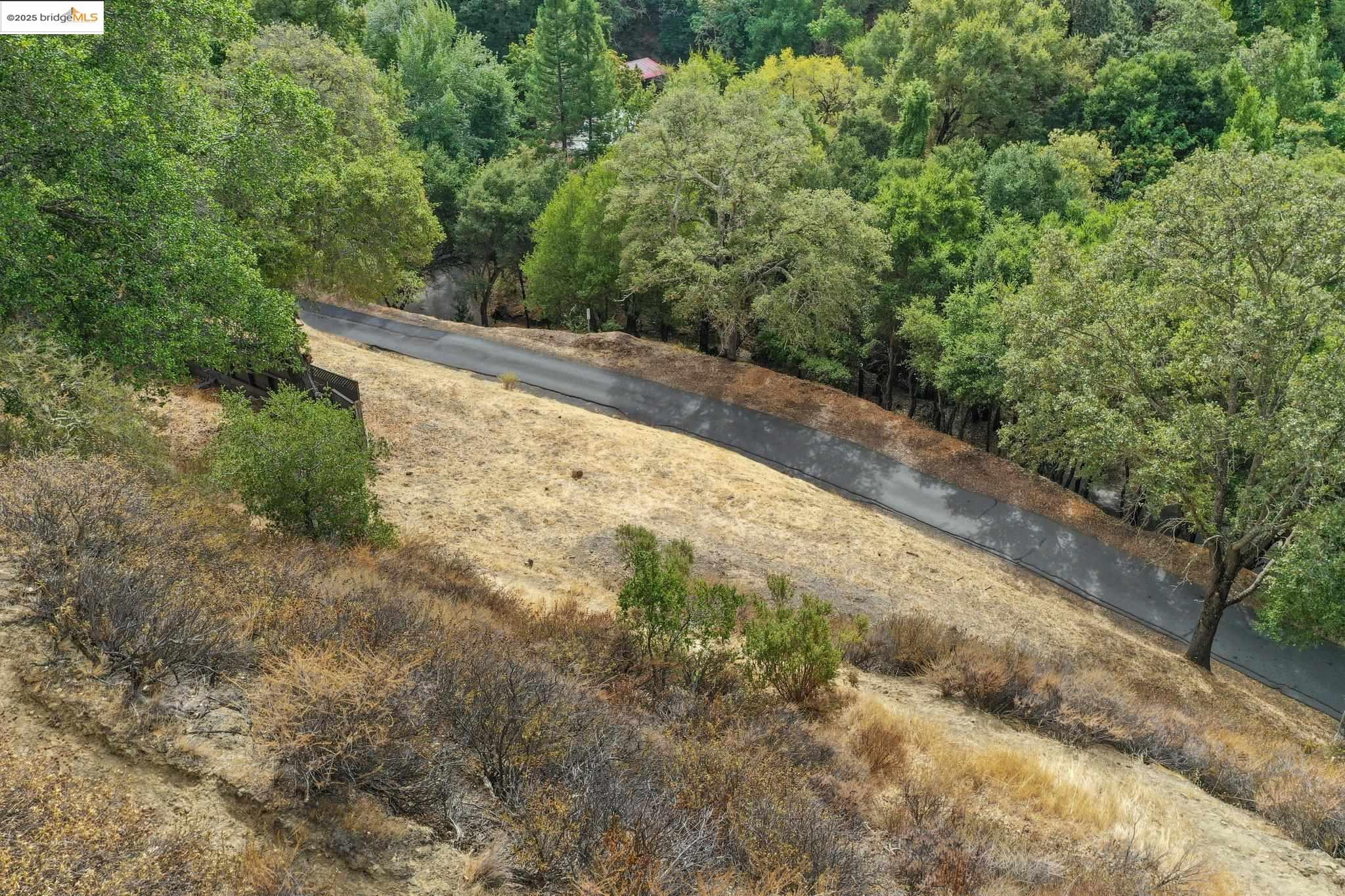 Bradbury Dr