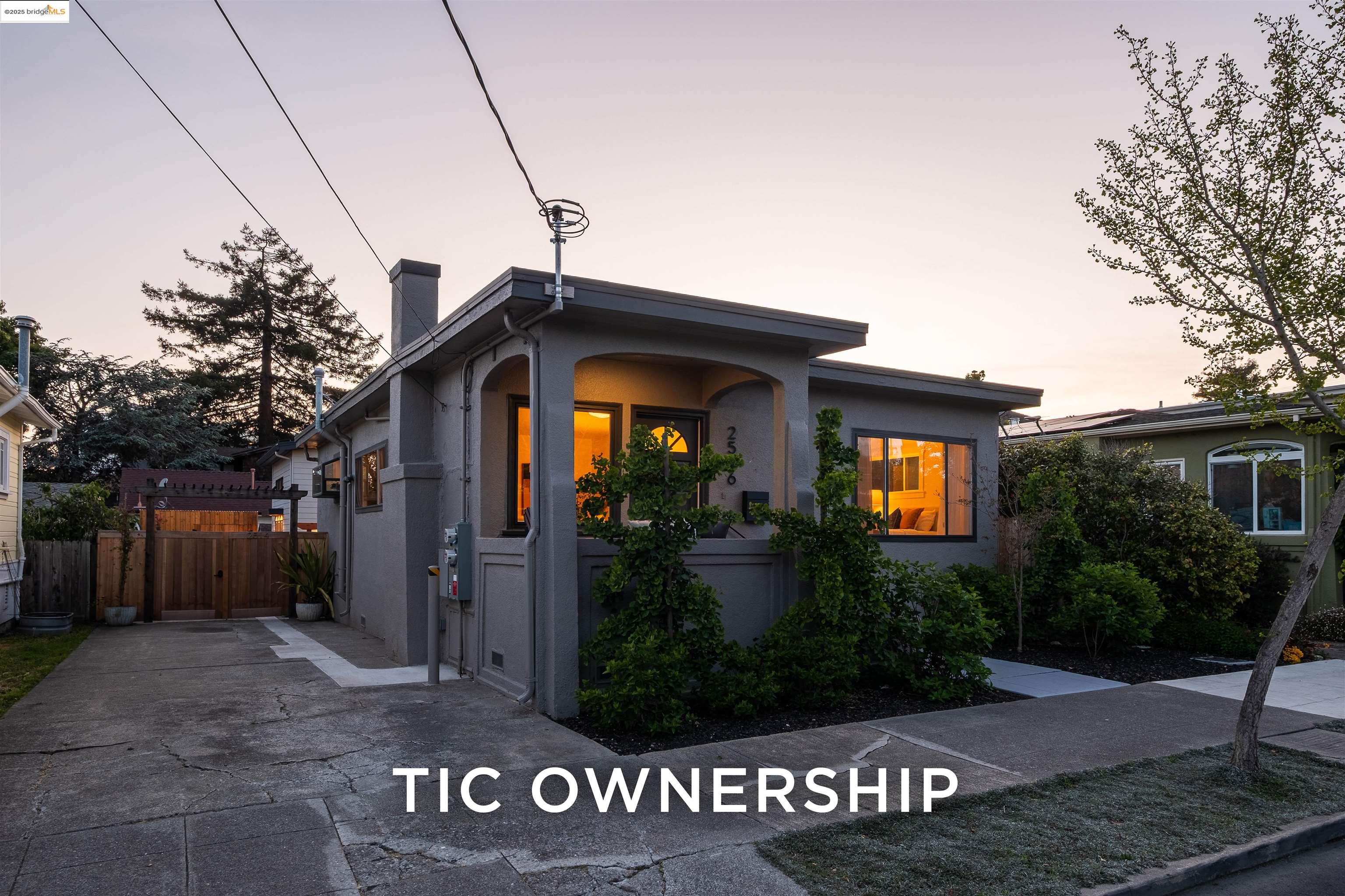 Thumbnail for 2516 Mathews St, Berkeley, CA 94702