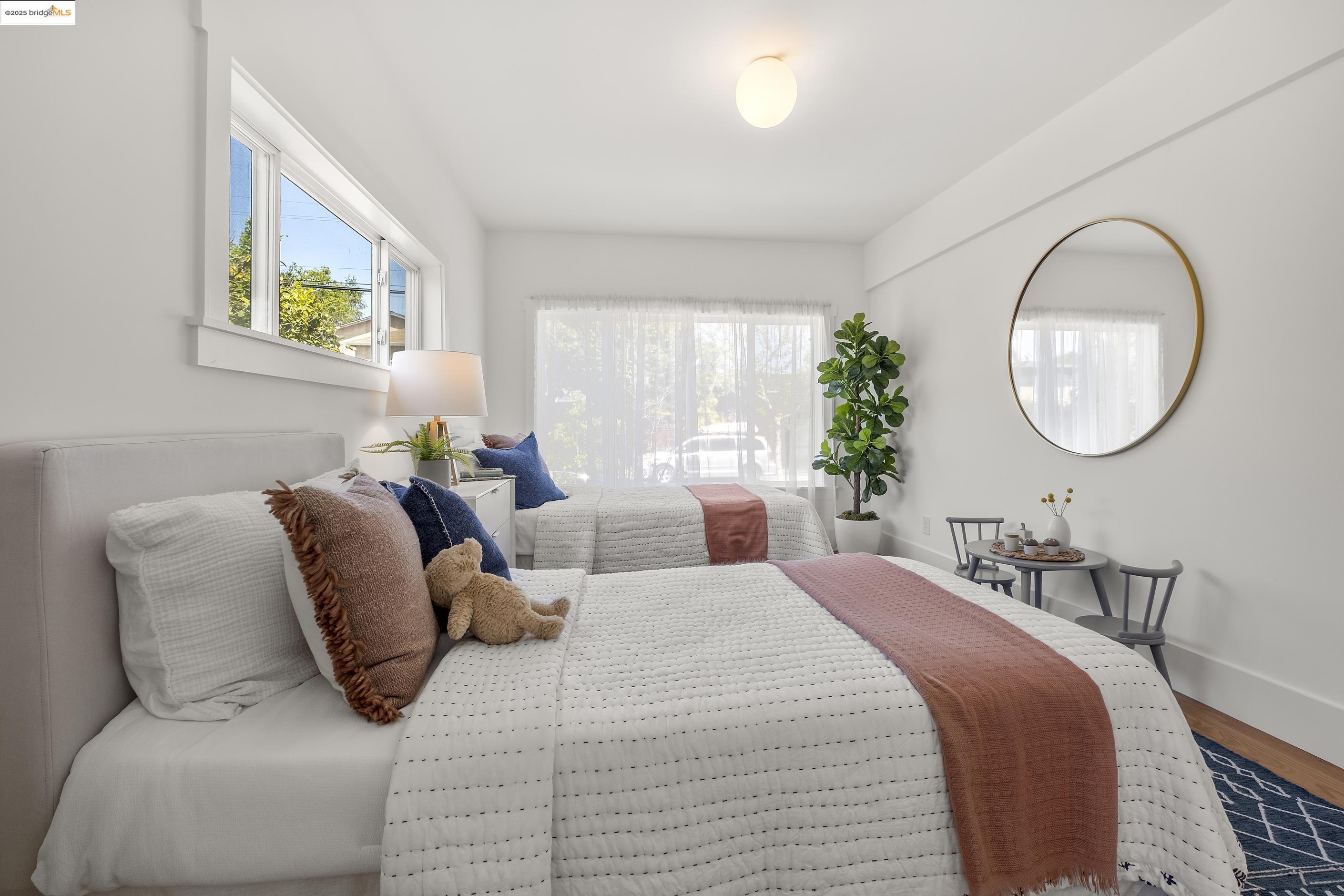 Detail Gallery Image 26 of 52 For 2516 Mathews St, Berkeley,  CA 94702 - 2 Beds | 1 Baths