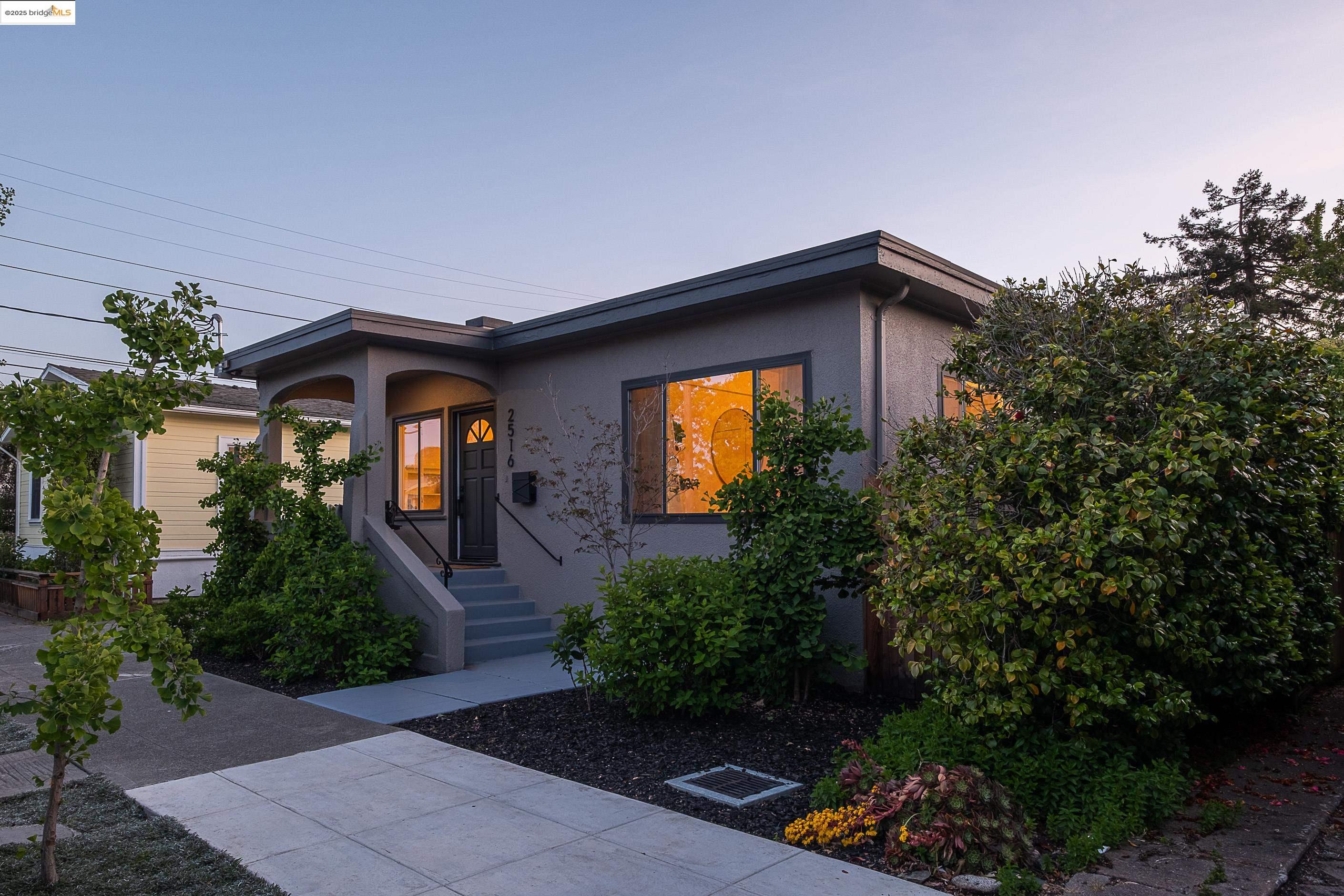 Detail Gallery Image 45 of 52 For 2516 Mathews St, Berkeley,  CA 94702 - 2 Beds | 1 Baths