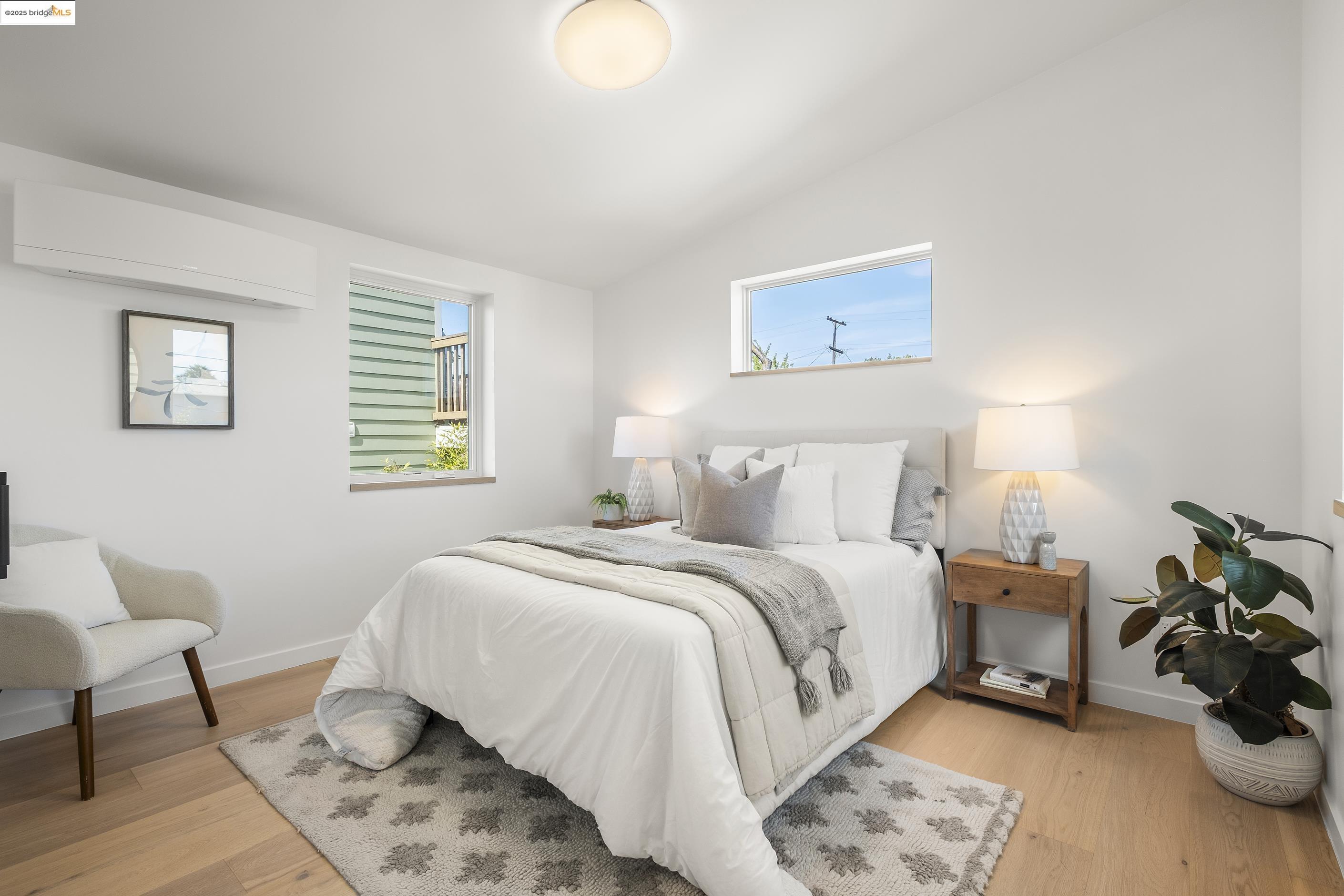 Detail Gallery Image 20 of 39 For 2514 Mathews, Berkeley,  CA 94702 - 3 Beds | 2 Baths