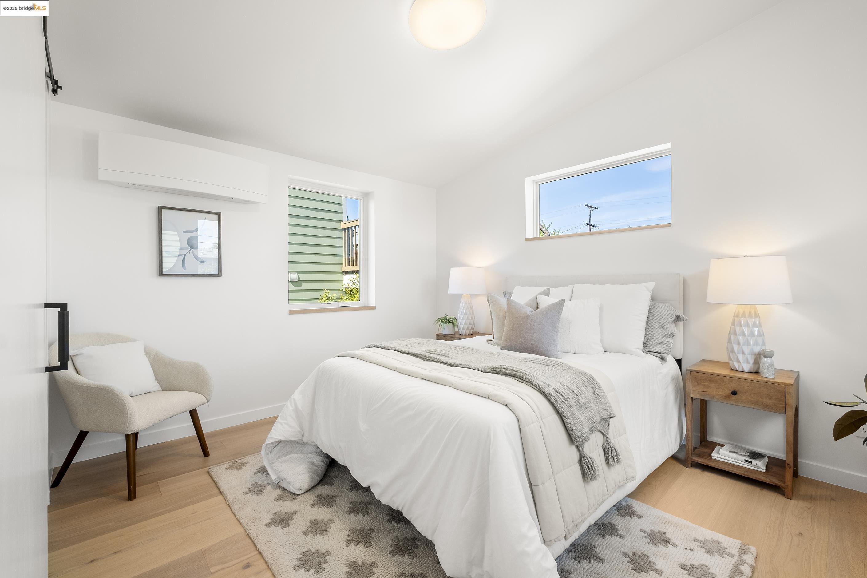 Detail Gallery Image 21 of 39 For 2514 Mathews, Berkeley,  CA 94702 - 3 Beds | 2 Baths