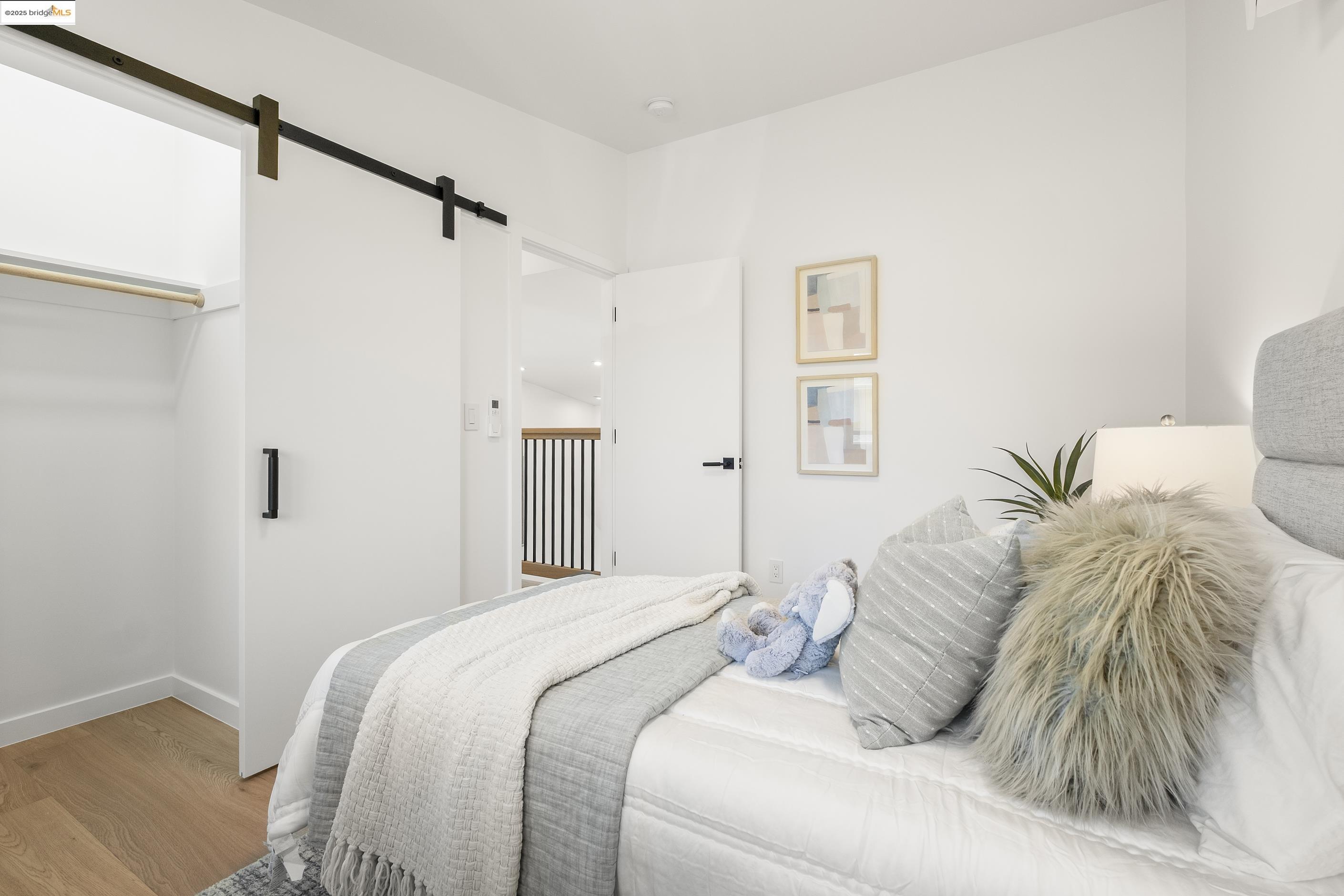 Detail Gallery Image 27 of 39 For 2514 Mathews, Berkeley,  CA 94702 - 3 Beds | 2 Baths