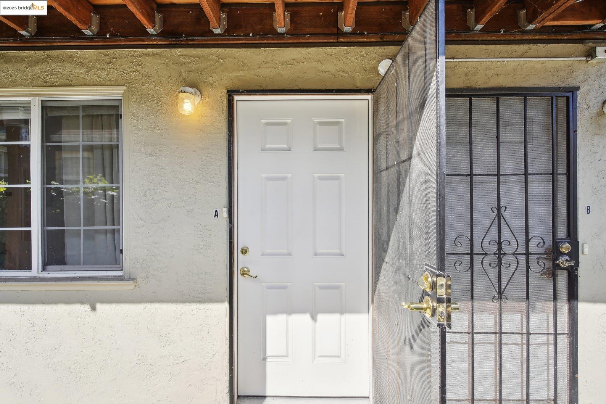 Detail Gallery Image 2 of 27 For 1727 Oregon Street, Berkeley,  CA 94703 - – Beds | – Baths
