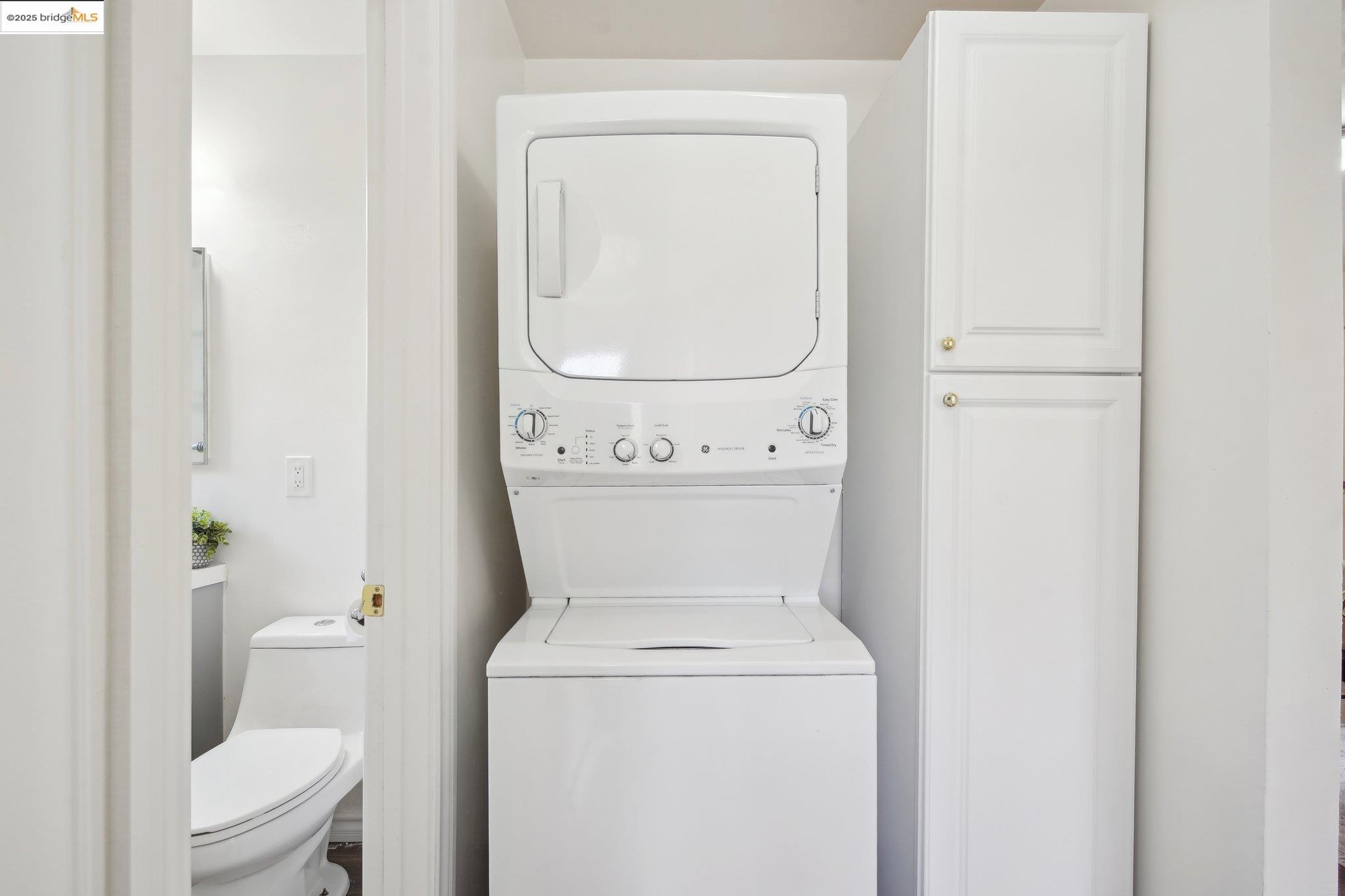 Detail Gallery Image 13 of 27 For 1727 Oregon Street, Berkeley,  CA 94703 - – Beds | – Baths
