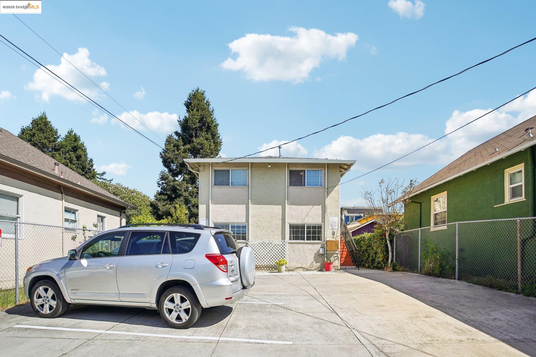 Detail Gallery Image 24 of 27 For 1727 Oregon Street, Berkeley,  CA 94703 - – Beds | – Baths