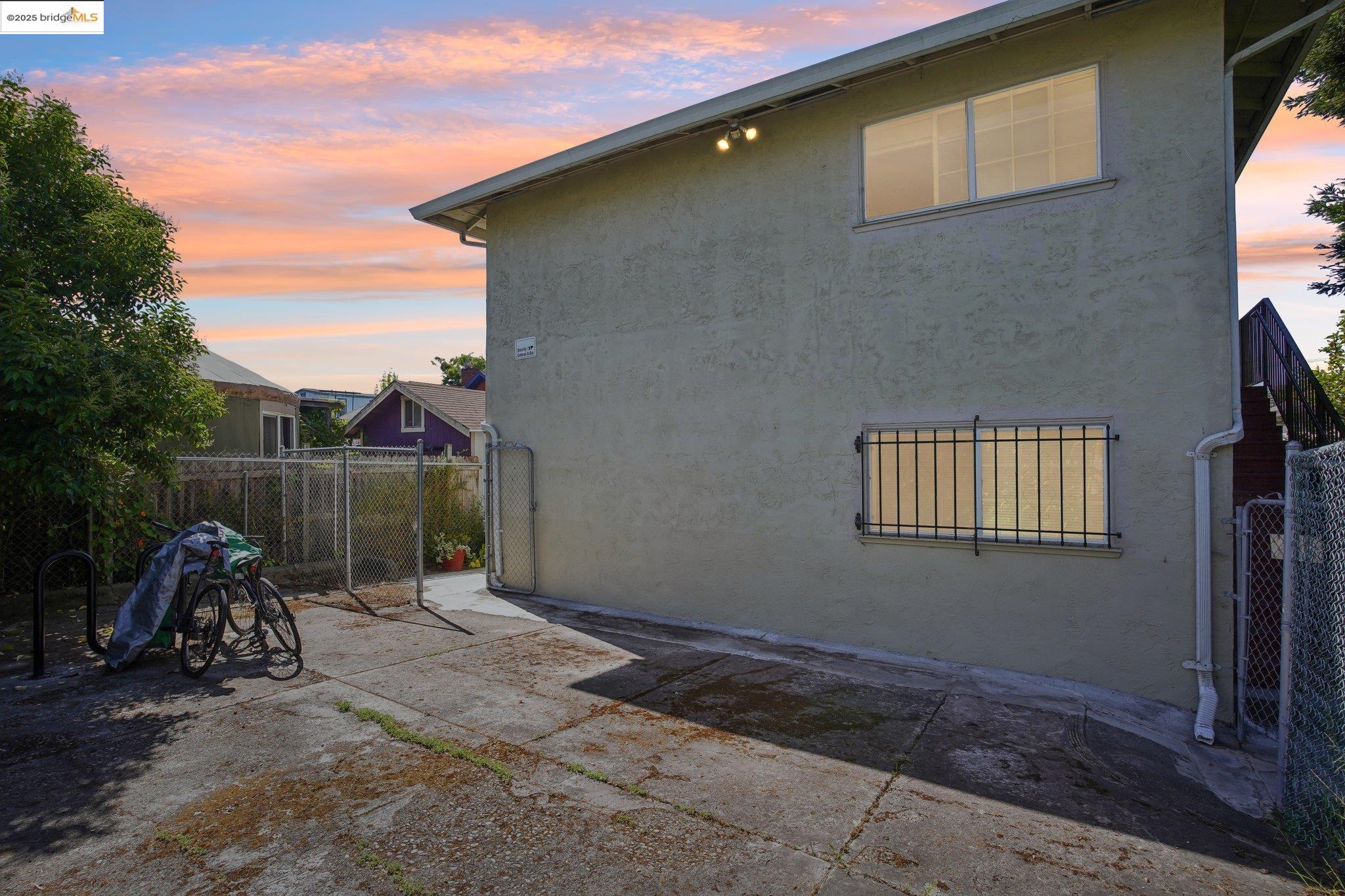 Detail Gallery Image 26 of 27 For 1727 Oregon Street, Berkeley,  CA 94703 - – Beds | – Baths