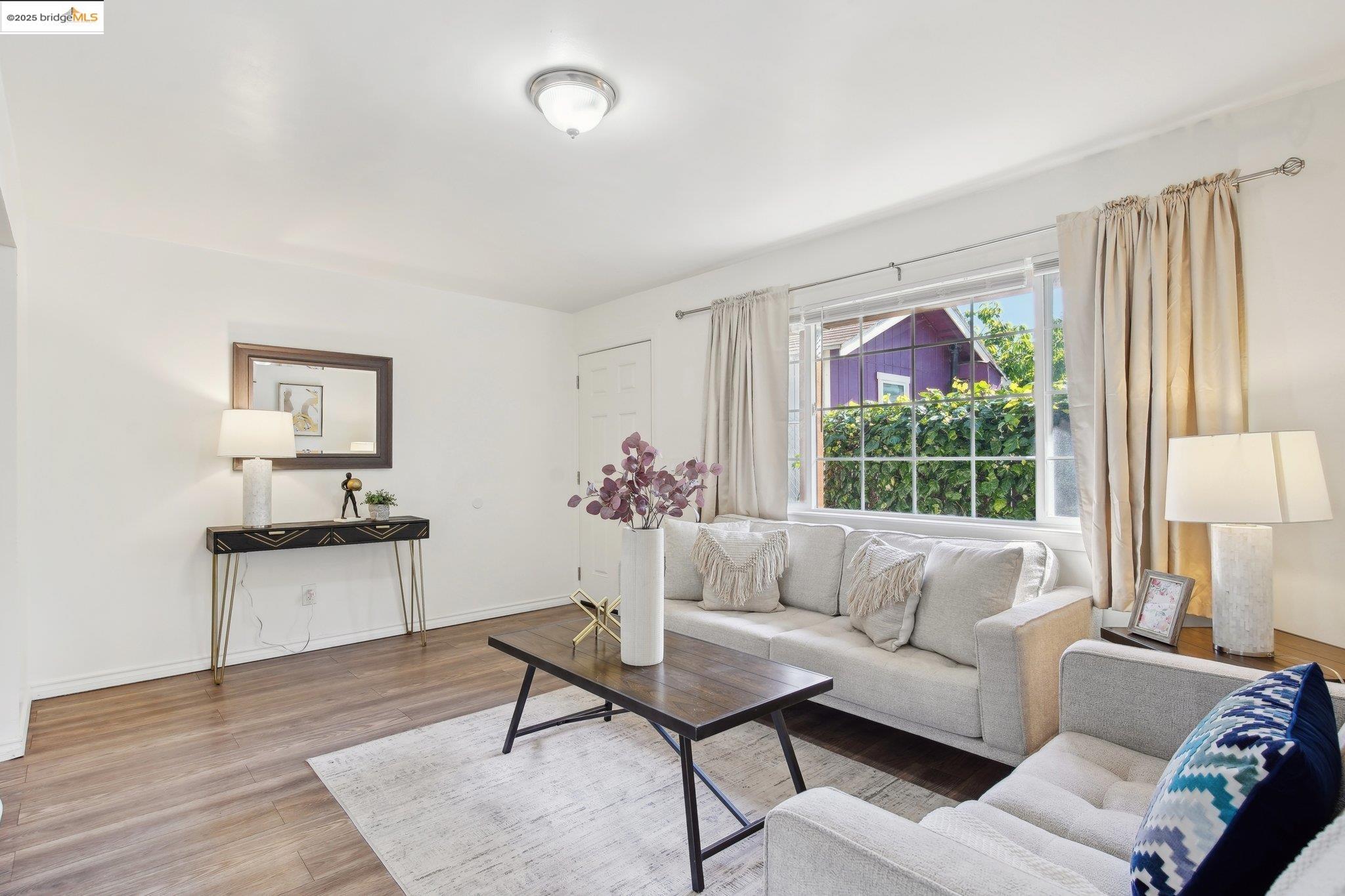 Detail Gallery Image 5 of 27 For 1727 Oregon Street, Berkeley,  CA 94703 - – Beds | – Baths