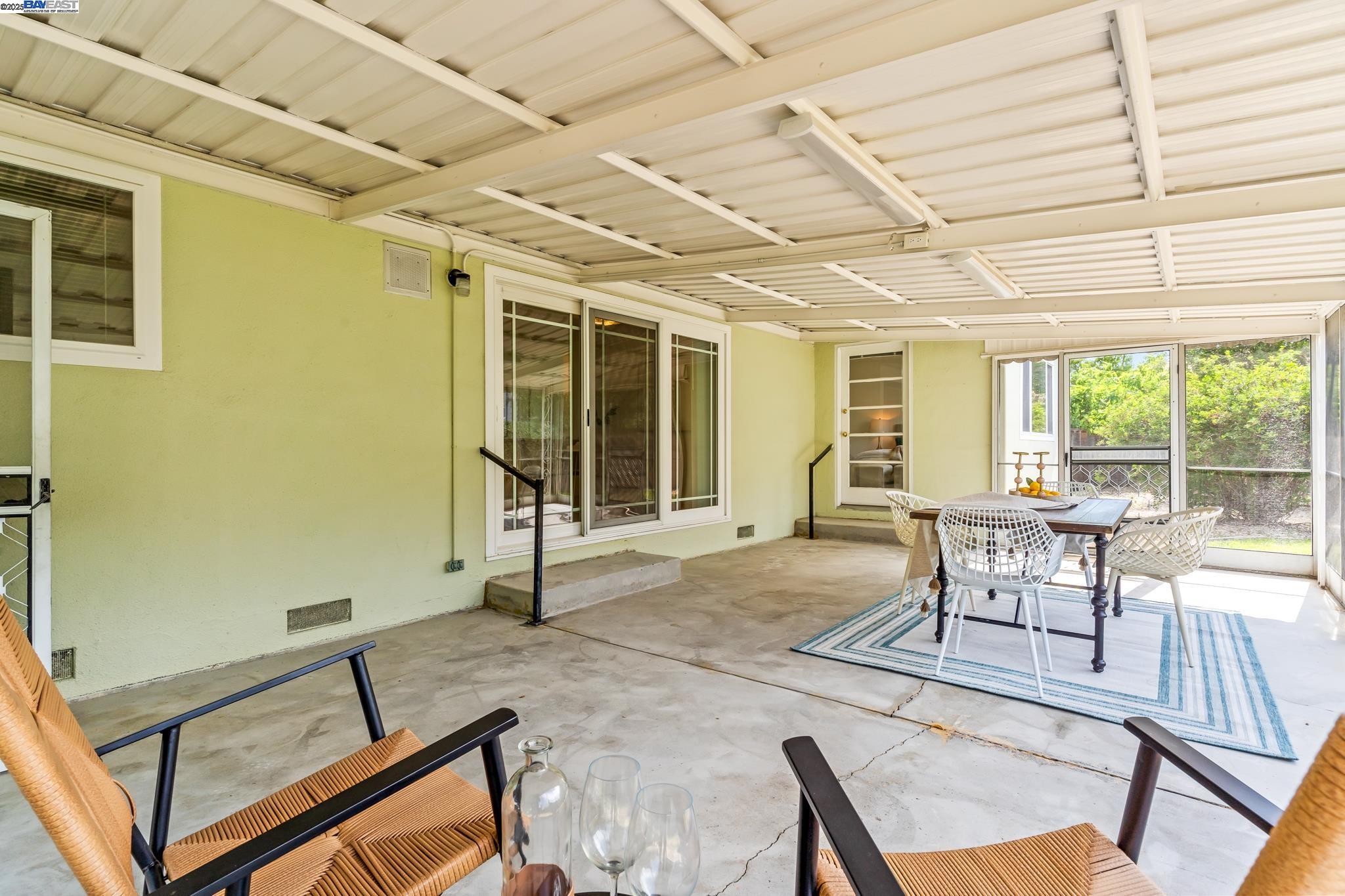 Detail Gallery Image 29 of 37 For 9 Dogwood Ct, San Ramon,  CA 94583 - 2 Beds | 2 Baths