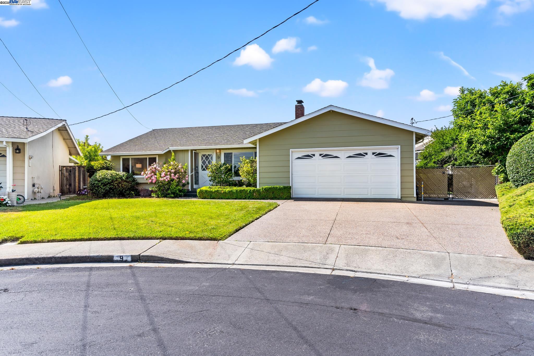 Detail Gallery Image 35 of 37 For 9 Dogwood Ct, San Ramon,  CA 94583 - 2 Beds | 2 Baths