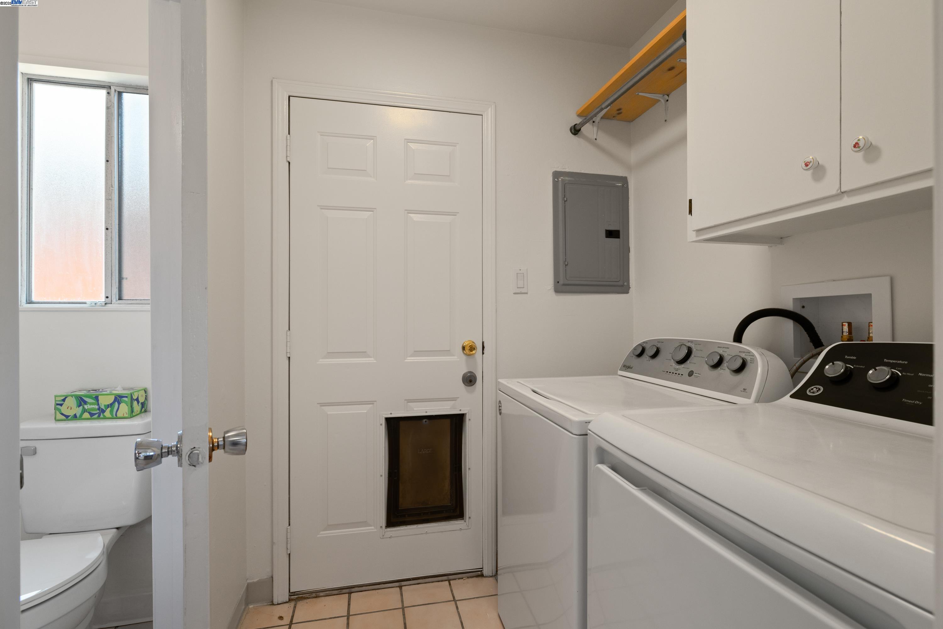 Detail Gallery Image 11 of 53 For 332 Mavis Drive, Pleasanton,  CA 94566 - 3 Beds | 2/1 Baths