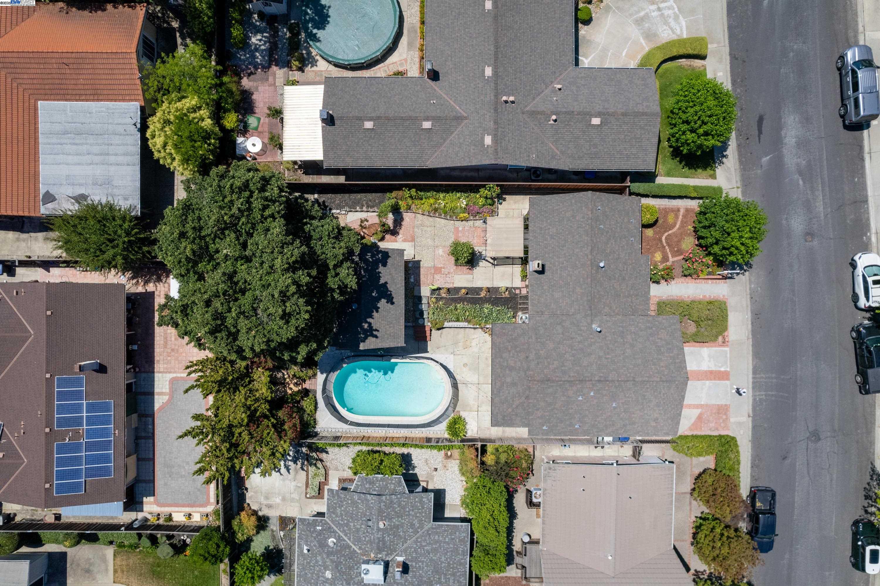 Detail Gallery Image 36 of 53 For 332 Mavis Drive, Pleasanton,  CA 94566 - 3 Beds | 2/1 Baths