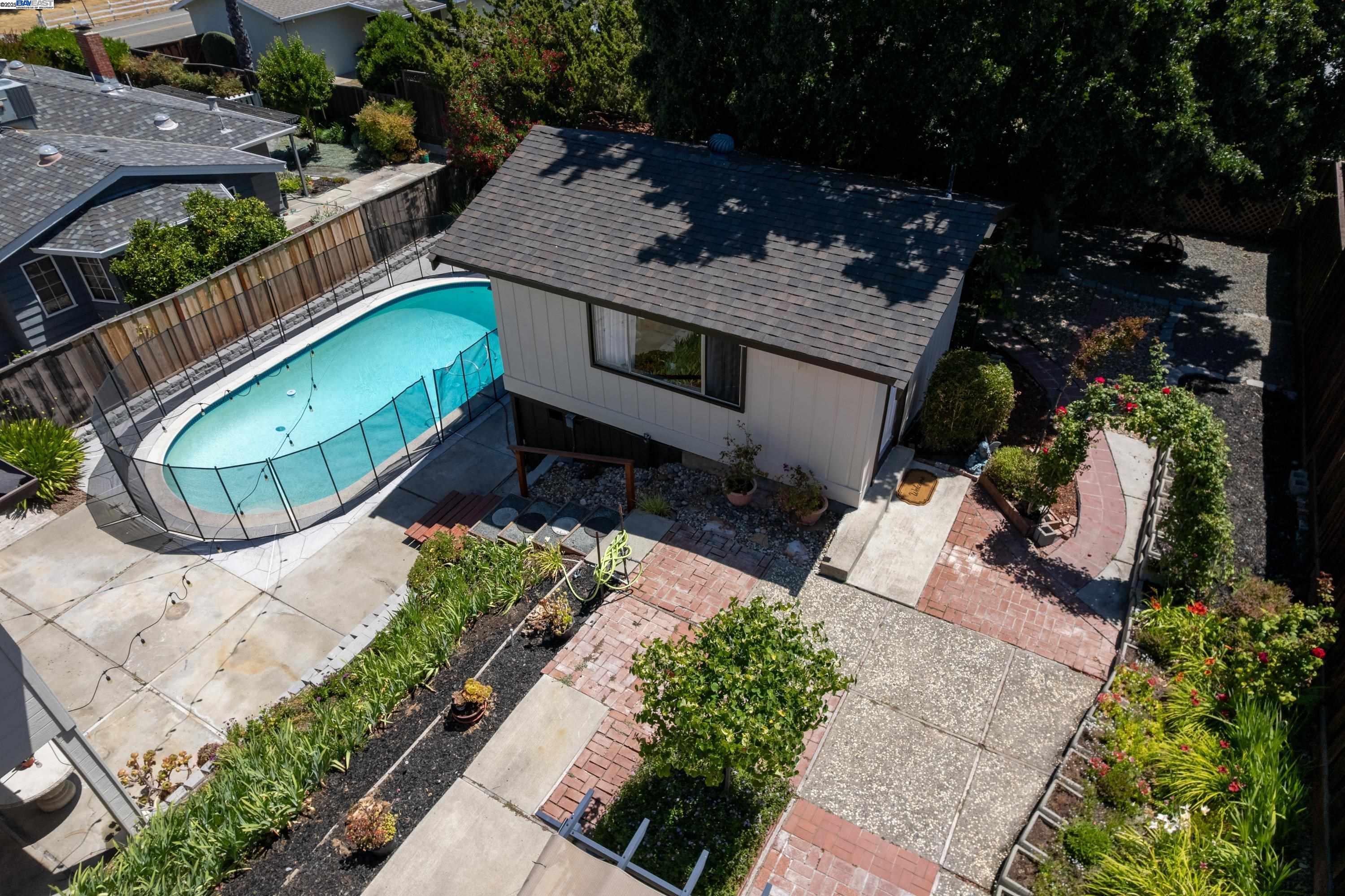 Detail Gallery Image 45 of 53 For 332 Mavis Drive, Pleasanton,  CA 94566 - 3 Beds | 2/1 Baths