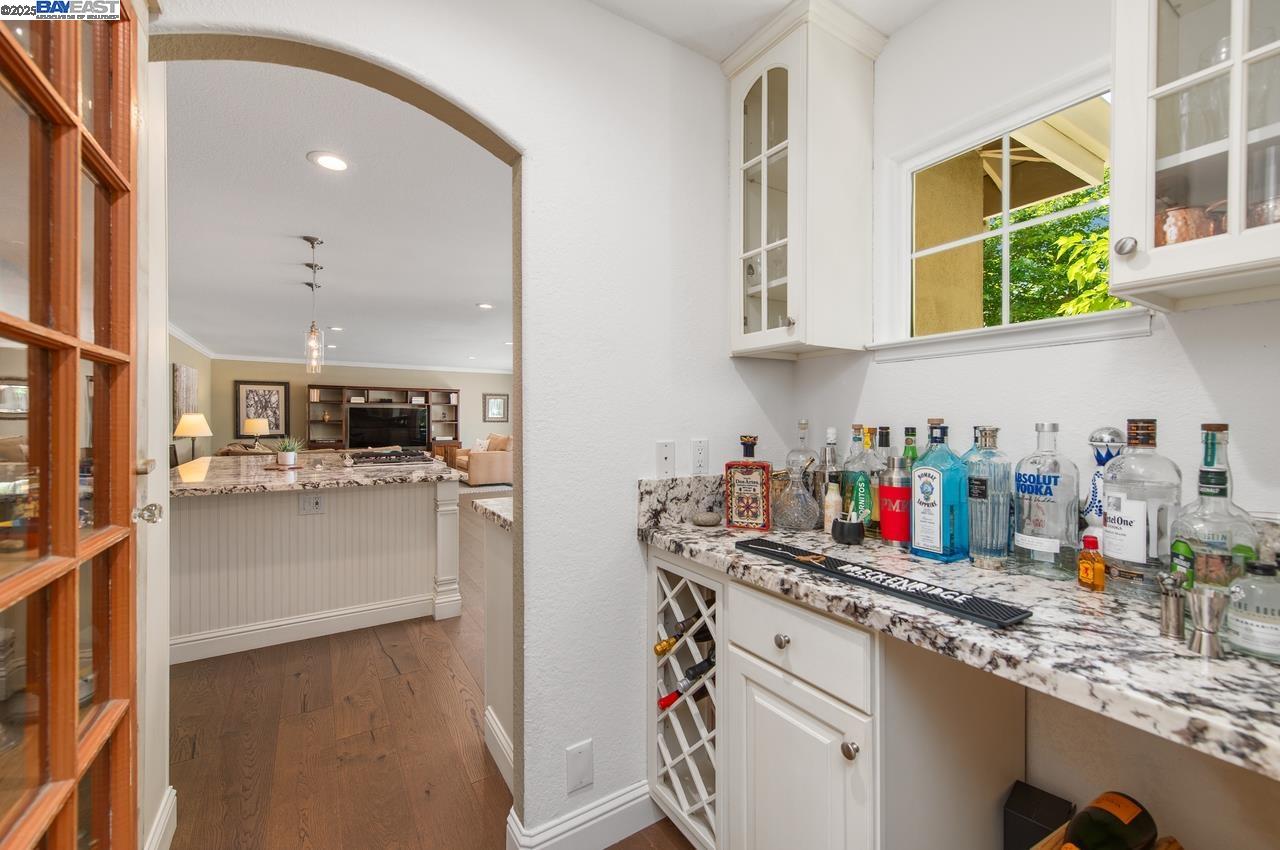 Detail Gallery Image 19 of 45 For 1198 Vintner Way, Pleasanton,  CA 94566 - 4 Beds | 3 Baths