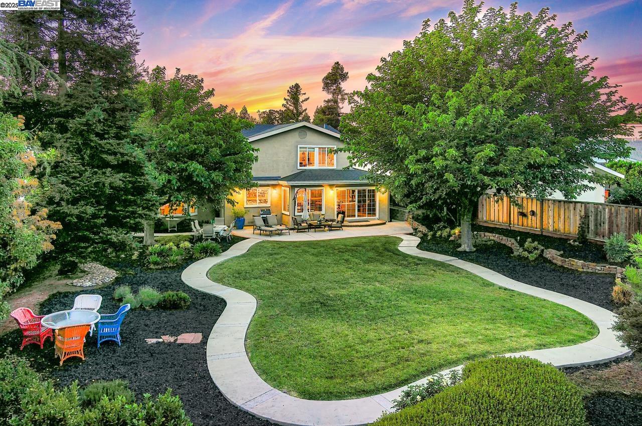 Detail Gallery Image 3 of 45 For 1198 Vintner Way, Pleasanton,  CA 94566 - 4 Beds | 3 Baths