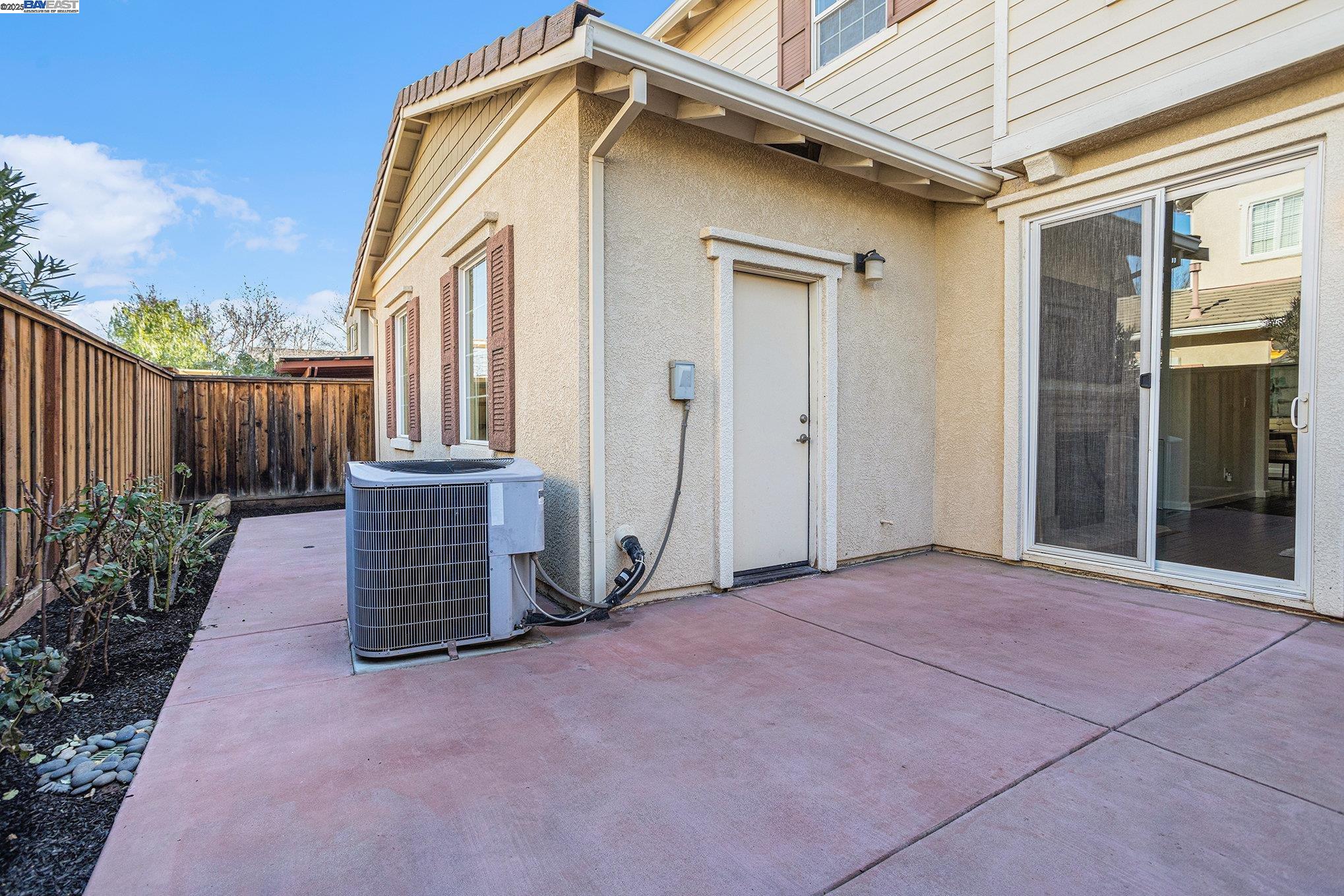 Detail Gallery Image 23 of 31 For 463 W Felicidad Ave, Mountain House,  CA 95391 - 4 Beds | 3 Baths
