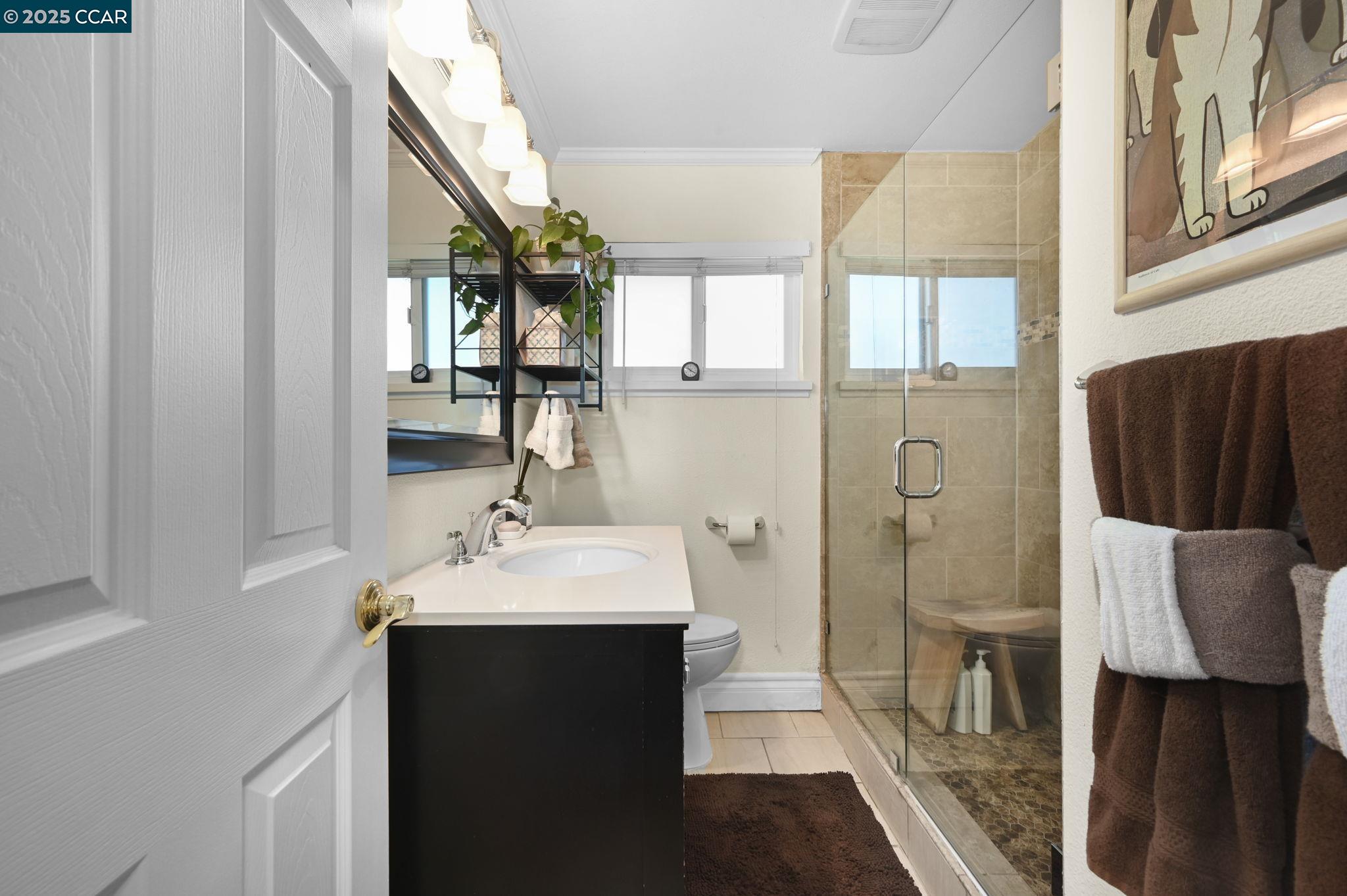 Detail Gallery Image 17 of 28 For 1572 Violet Way, Pleasant Hill,  CA 94523 - 3 Beds | 2 Baths