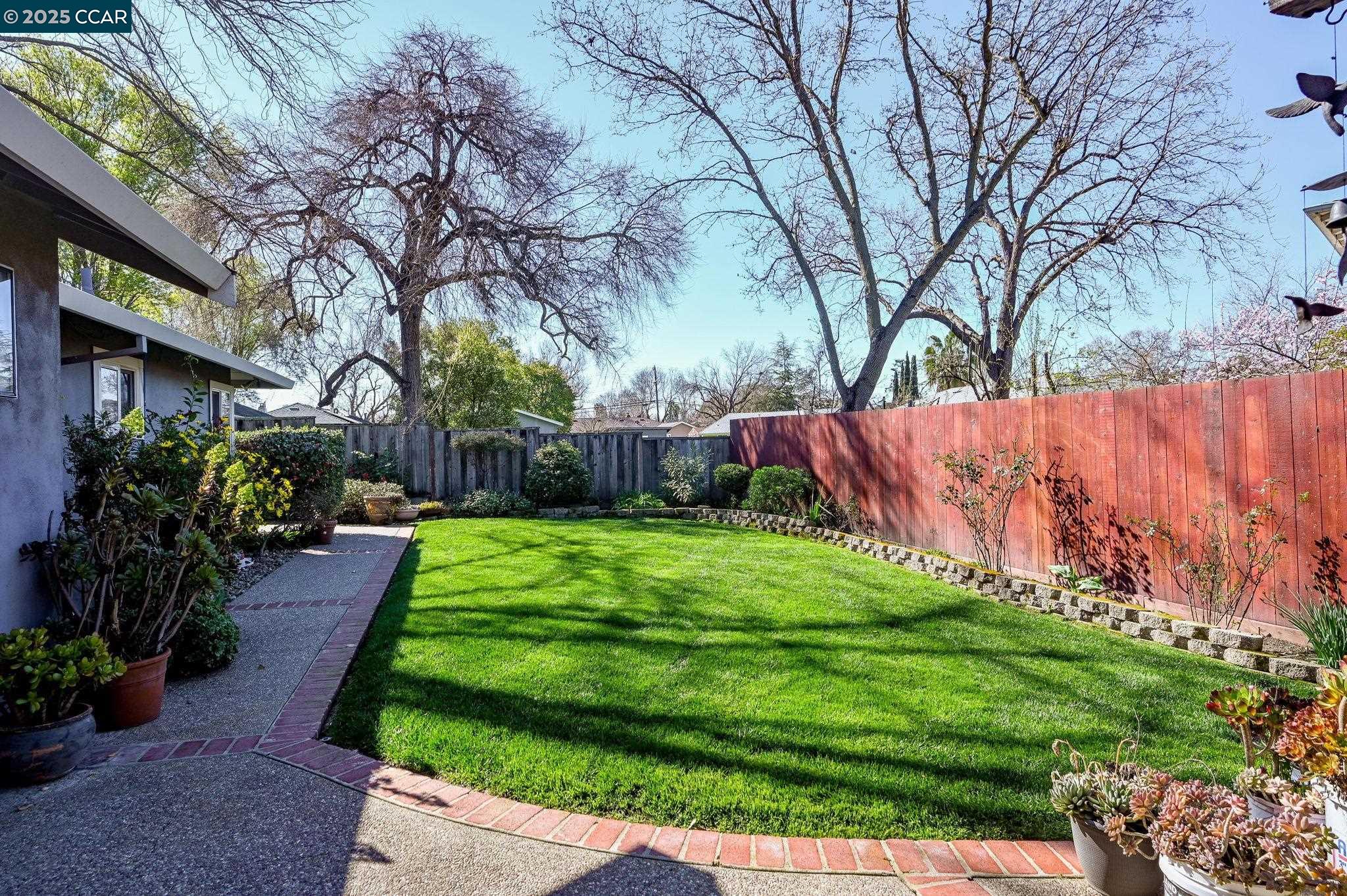 Detail Gallery Image 24 of 28 For 1572 Violet Way, Pleasant Hill,  CA 94523 - 3 Beds | 2 Baths