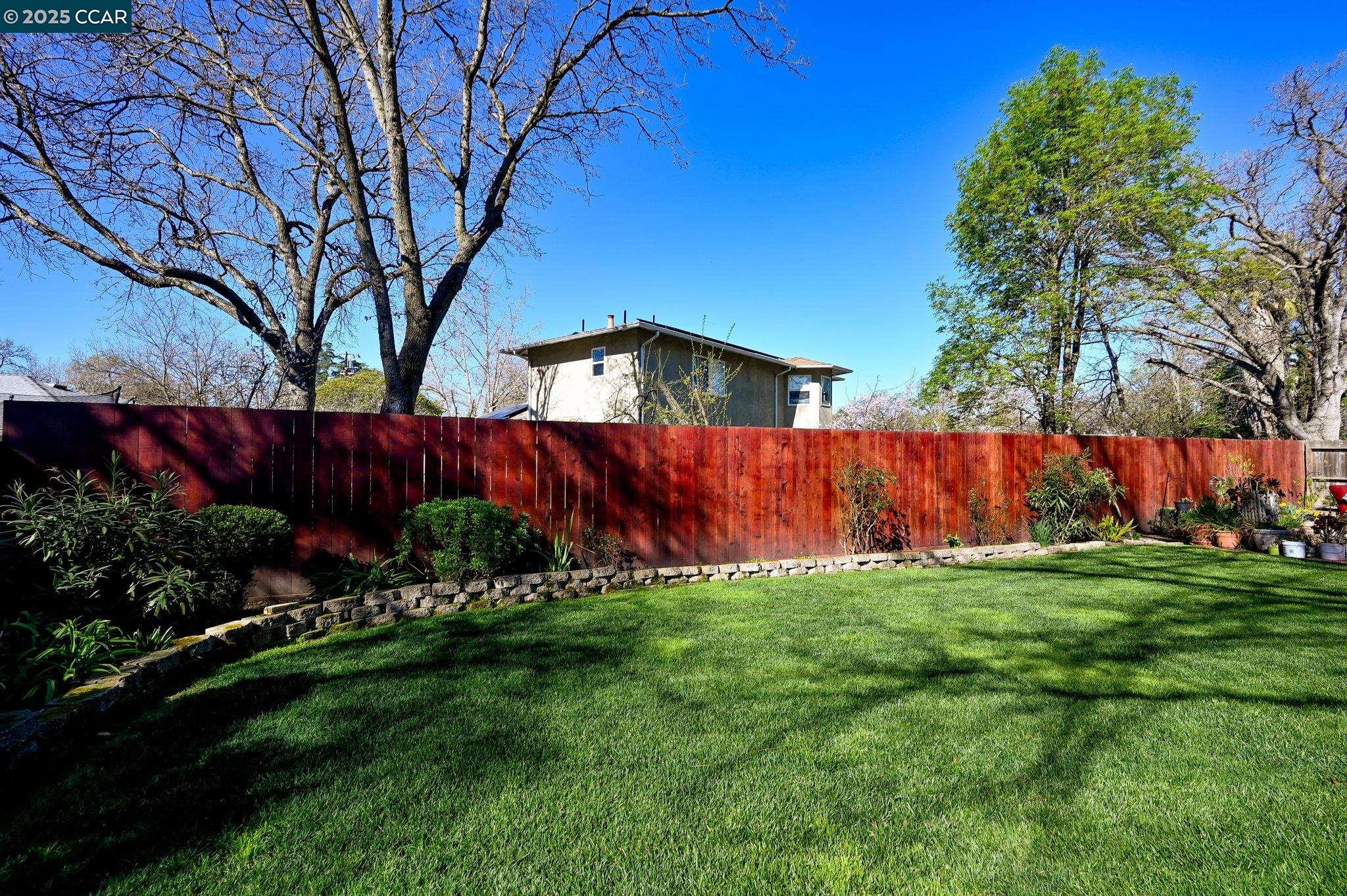 Detail Gallery Image 26 of 28 For 1572 Violet Way, Pleasant Hill,  CA 94523 - 3 Beds | 2 Baths
