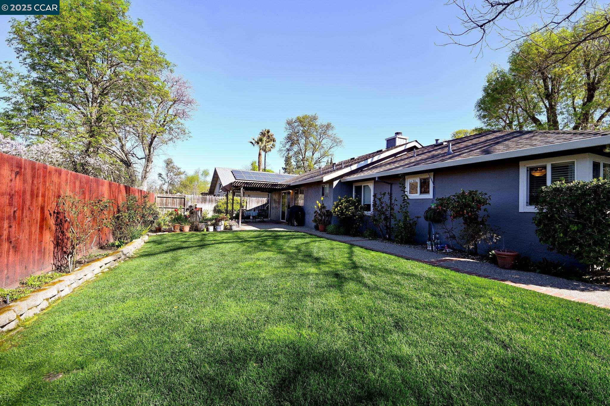 Detail Gallery Image 28 of 28 For 1572 Violet Way, Pleasant Hill,  CA 94523 - 3 Beds | 2 Baths