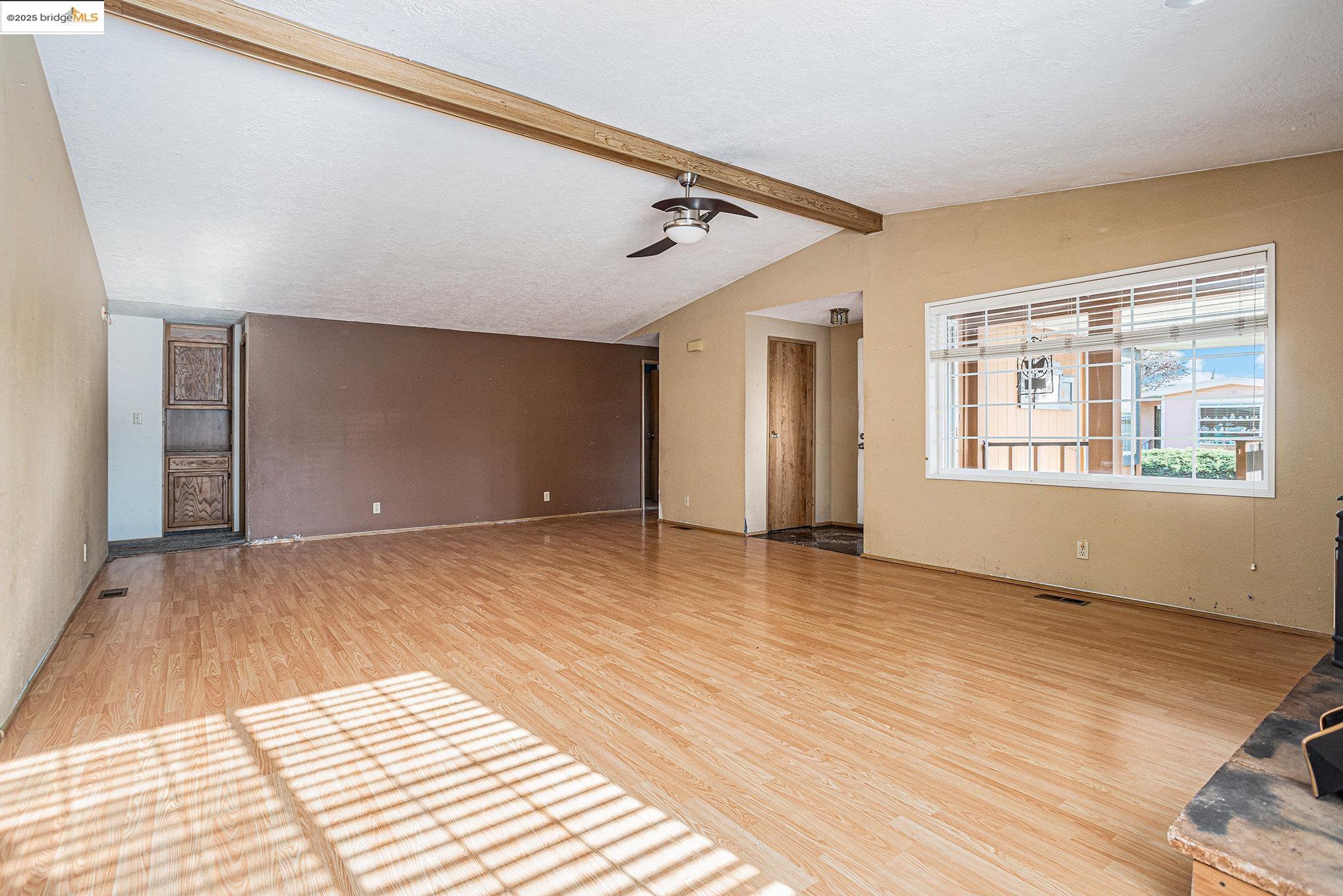 Detail Gallery Image 5 of 20 For 345 Benet Ct #83-84,  Bethel Island,  CA 94511 - 3 Beds | 2 Baths
