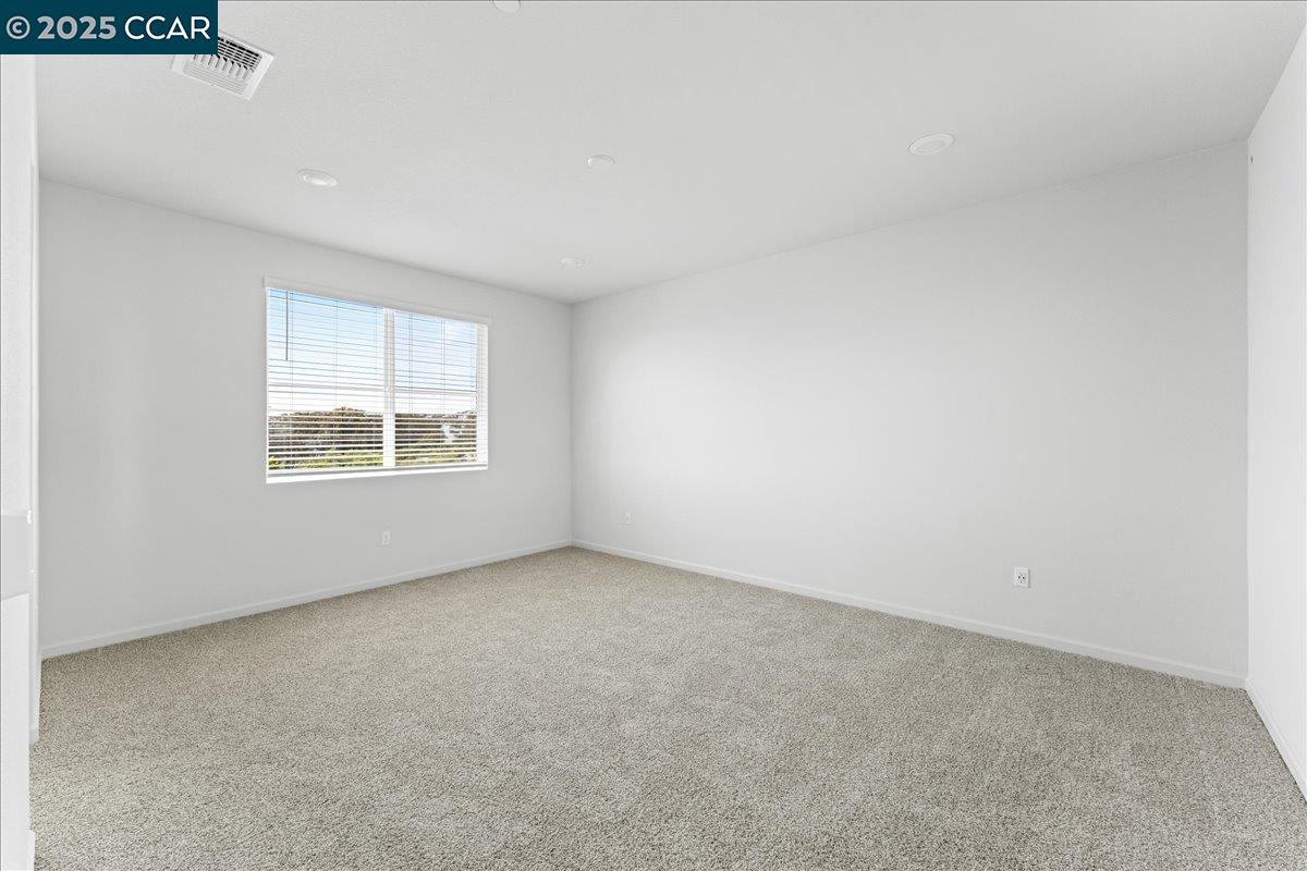 Detail Gallery Image 18 of 48 For 4207 Markovich Ct, Richmond,  CA 94806 - 4 Beds | 3 Baths