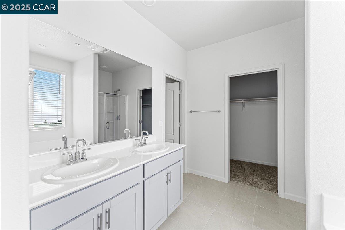 Detail Gallery Image 20 of 48 For 4207 Markovich Ct, Richmond,  CA 94806 - 4 Beds | 3 Baths