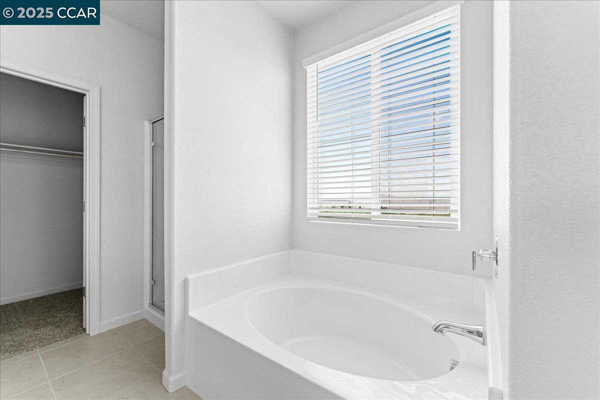 Detail Gallery Image 21 of 48 For 4207 Markovich Ct, Richmond,  CA 94806 - 4 Beds | 3 Baths
