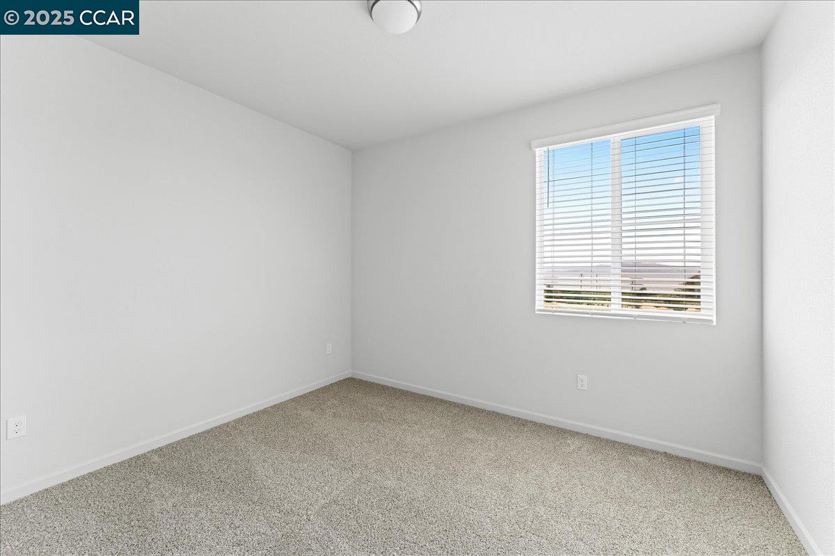 Detail Gallery Image 27 of 48 For 4207 Markovich Ct, Richmond,  CA 94806 - 4 Beds | 3 Baths