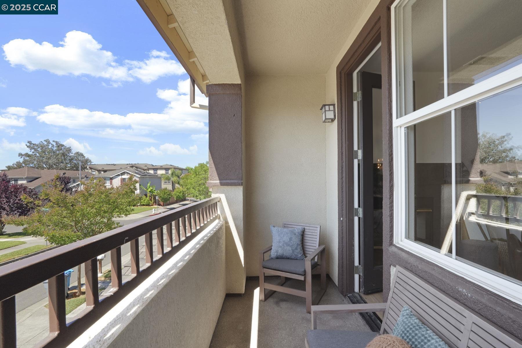 Detail Gallery Image 33 of 35 For 2575 Edgewater Drive, Santa Rosa,  CA 95407-4588 - 3 Beds | 3 Baths