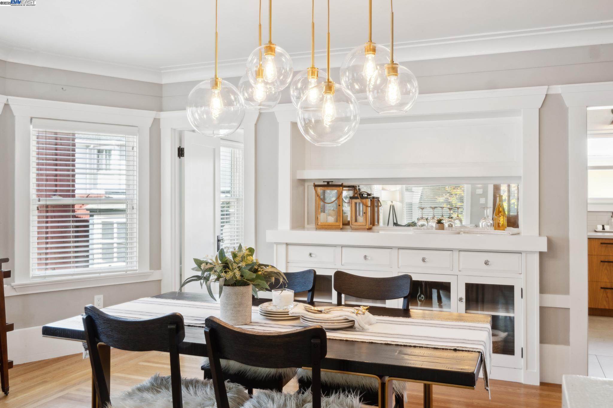 Detail Gallery Image 17 of 50 For 815 Park St, Alameda,  CA 94501 - 2 Beds | 2 Baths
