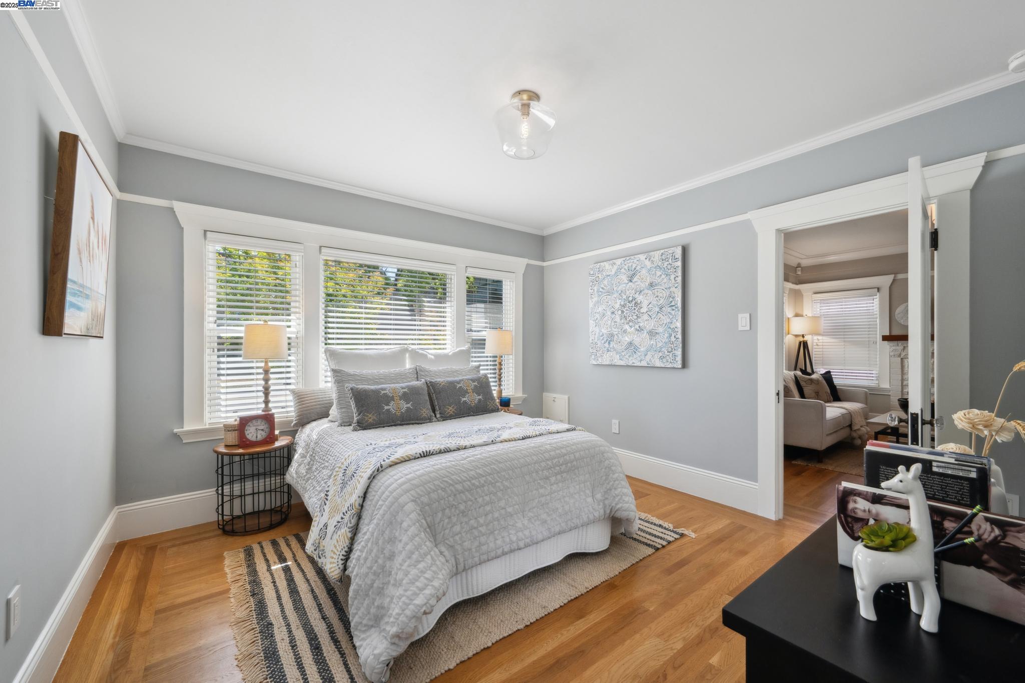 Detail Gallery Image 33 of 50 For 815 Park St, Alameda,  CA 94501 - 2 Beds | 2 Baths
