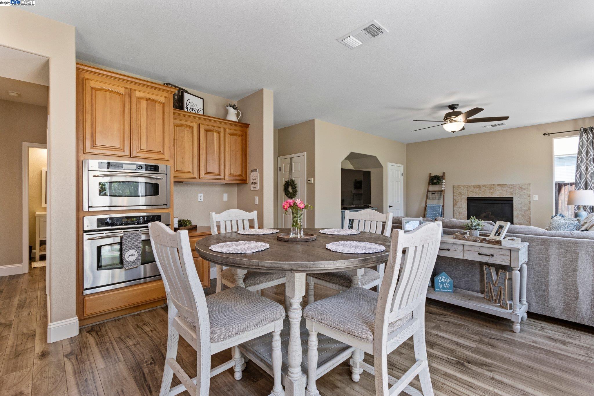 Detail Gallery Image 23 of 58 For 6454 Green Castle Cir, Discovery Bay,  CA 94505 - 4 Beds | 3/1 Baths