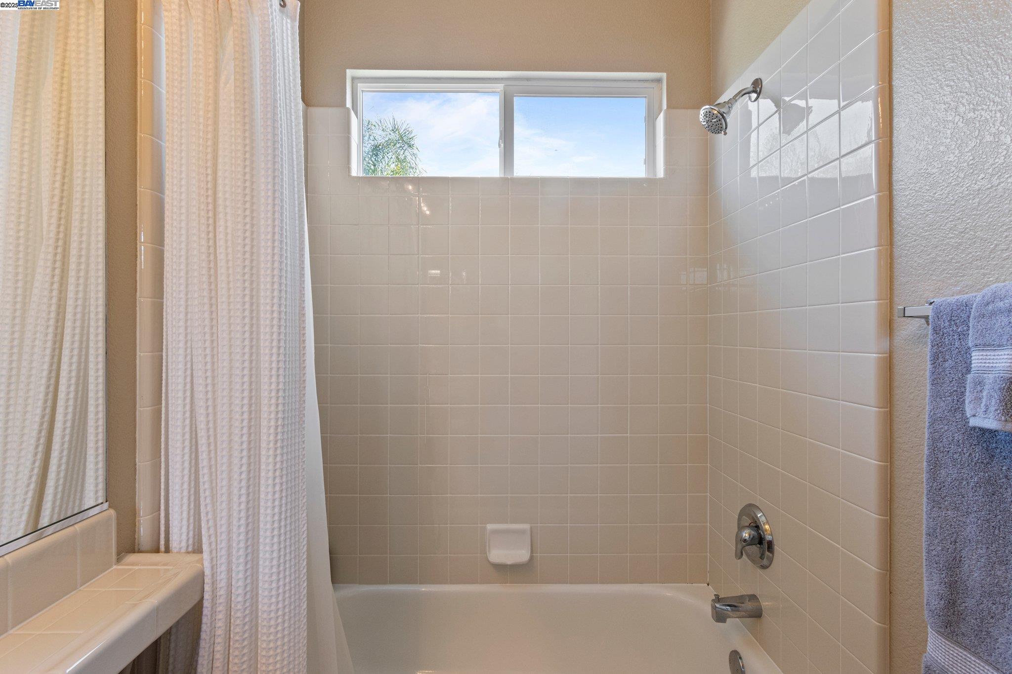 Detail Gallery Image 31 of 58 For 6454 Green Castle Cir, Discovery Bay,  CA 94505 - 4 Beds | 3/1 Baths
